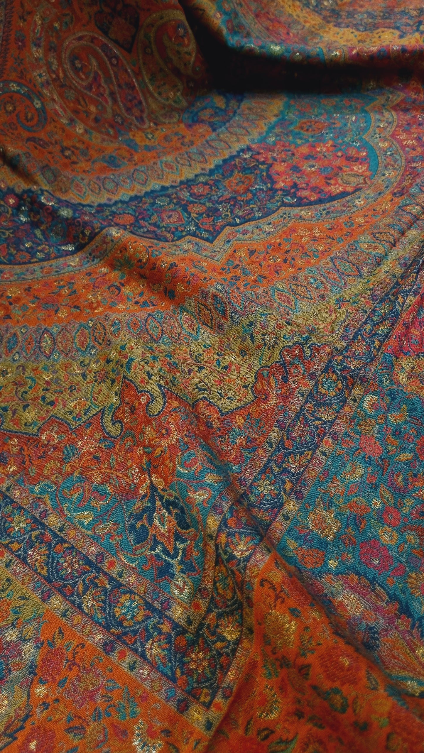 Shahjahani kaani shawl
