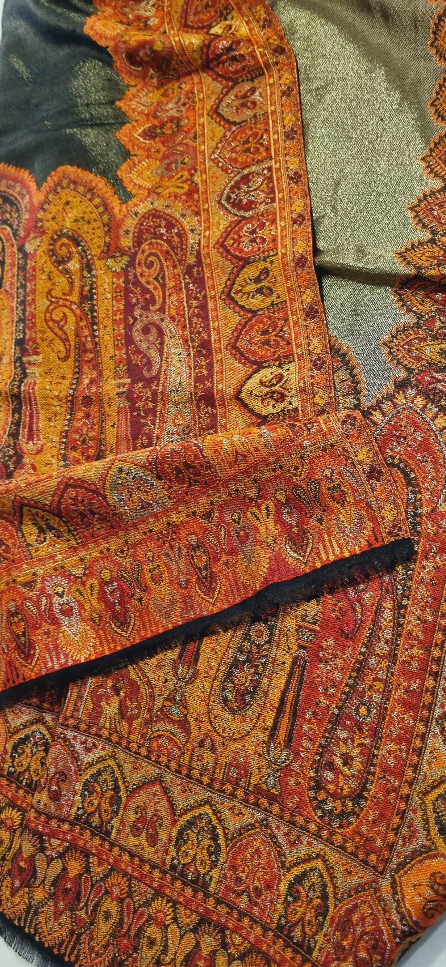 Moonlight gandhara kaani reversible shawl