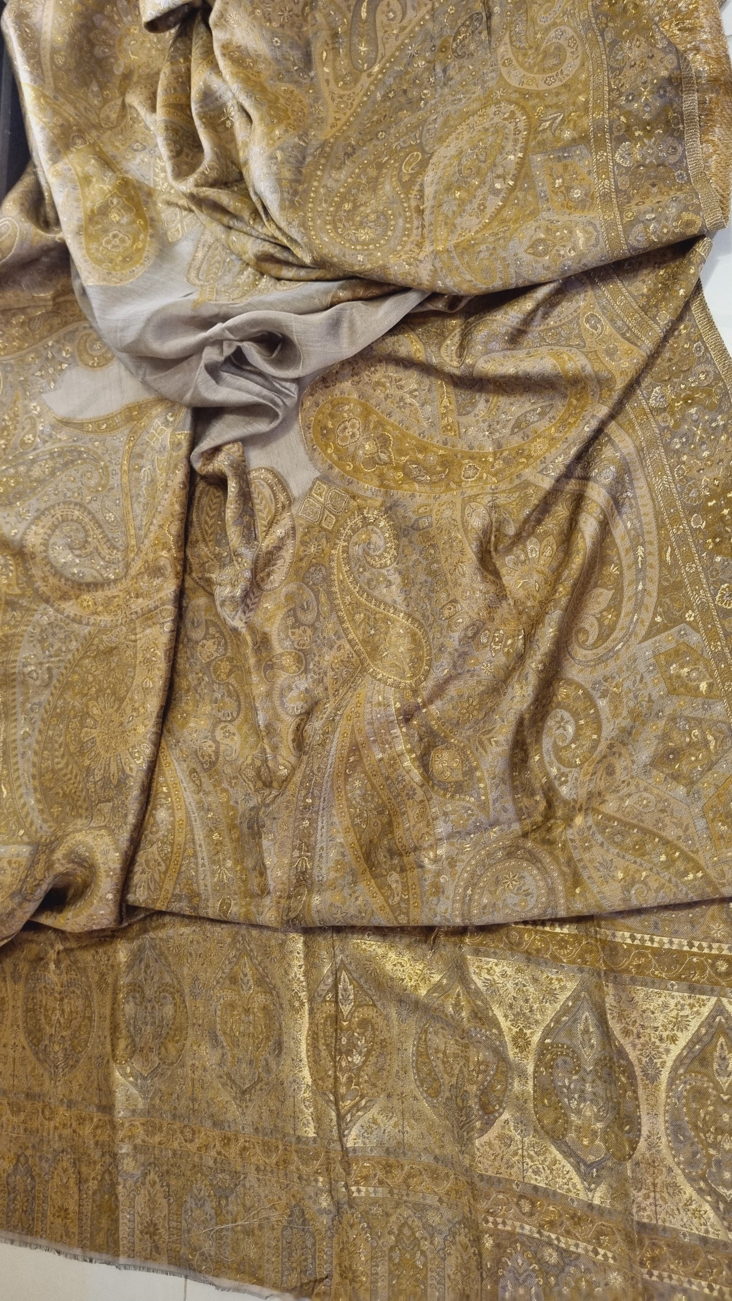 Silk kaani shawl