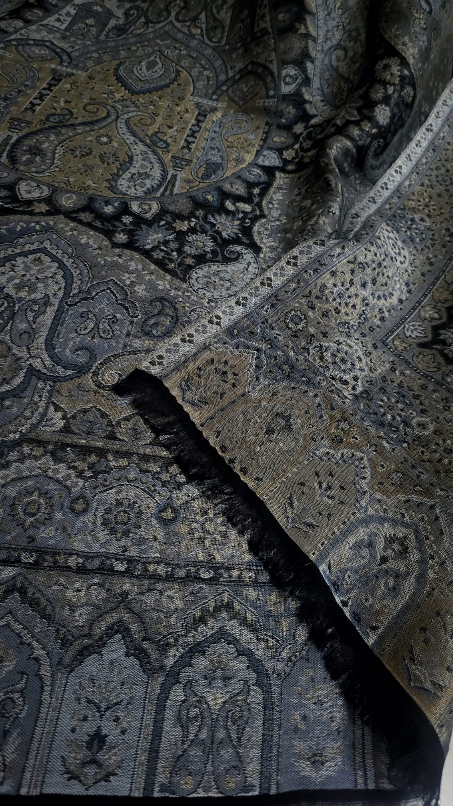 Reversible Moonlight kaani shawl