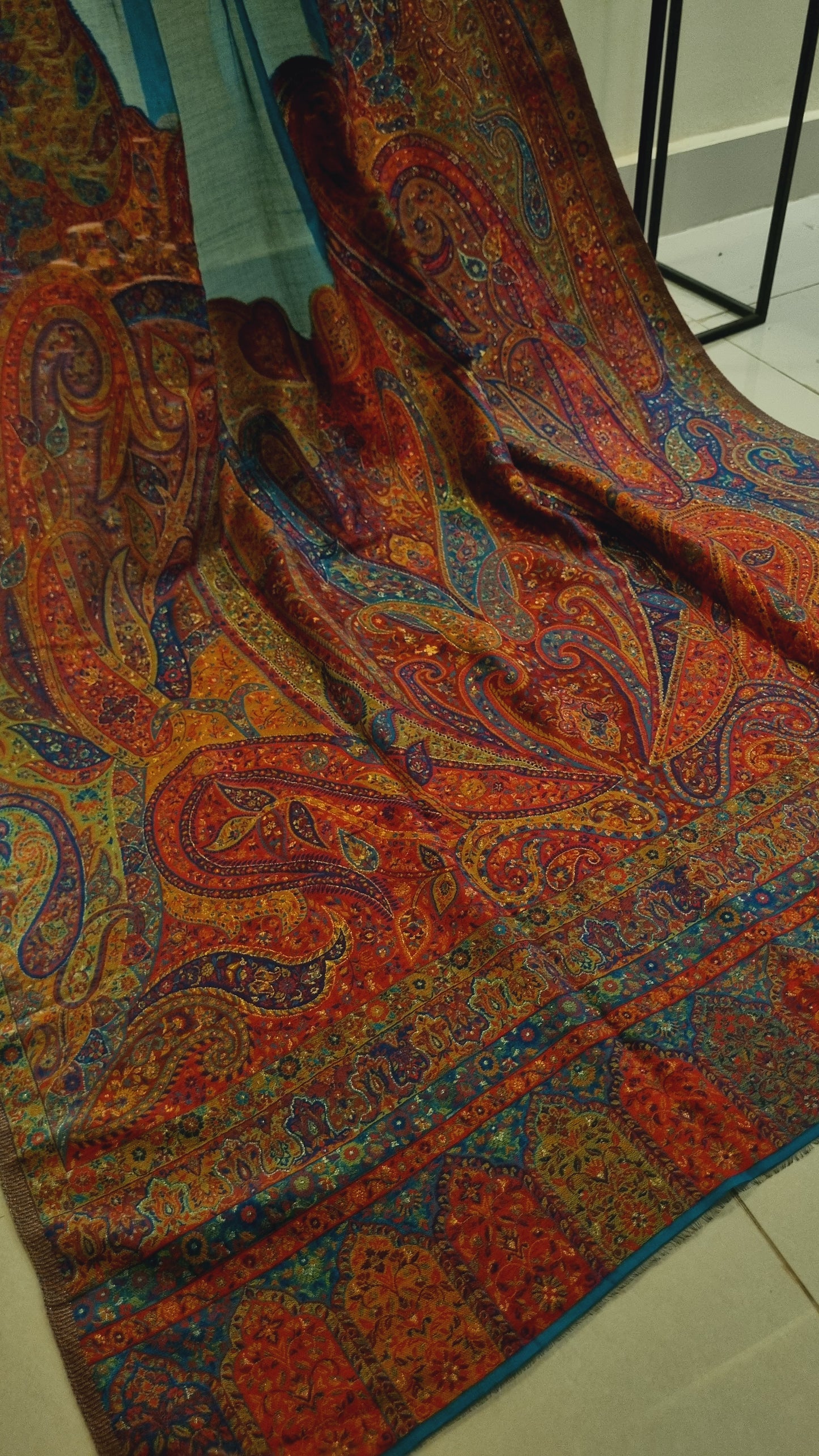 Silk kaani shawl