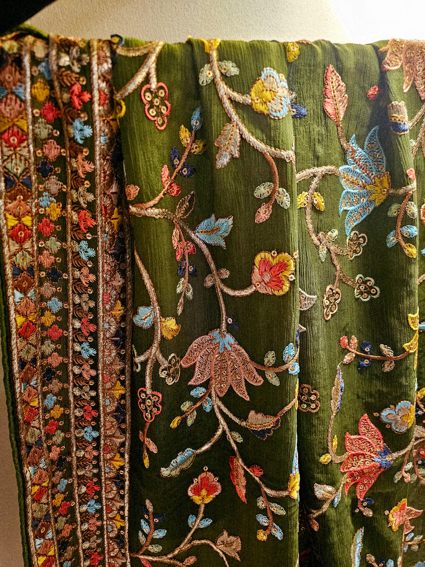 Georgete embroidered dupata