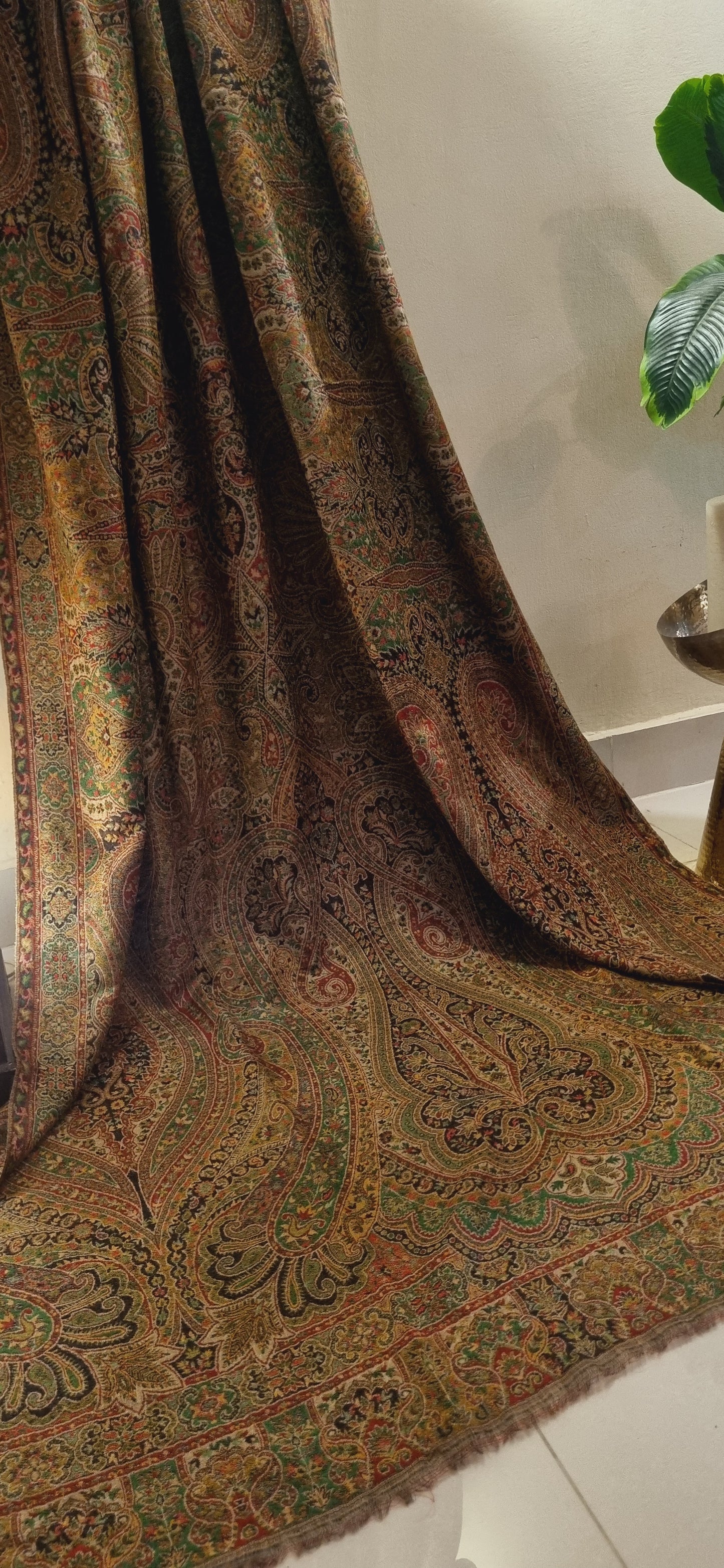 Persian reversible kaani pashmina shawl