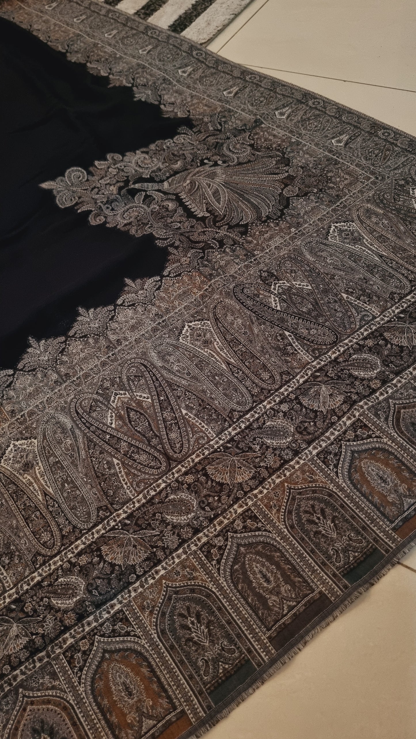 Pashmina kaani shawl
