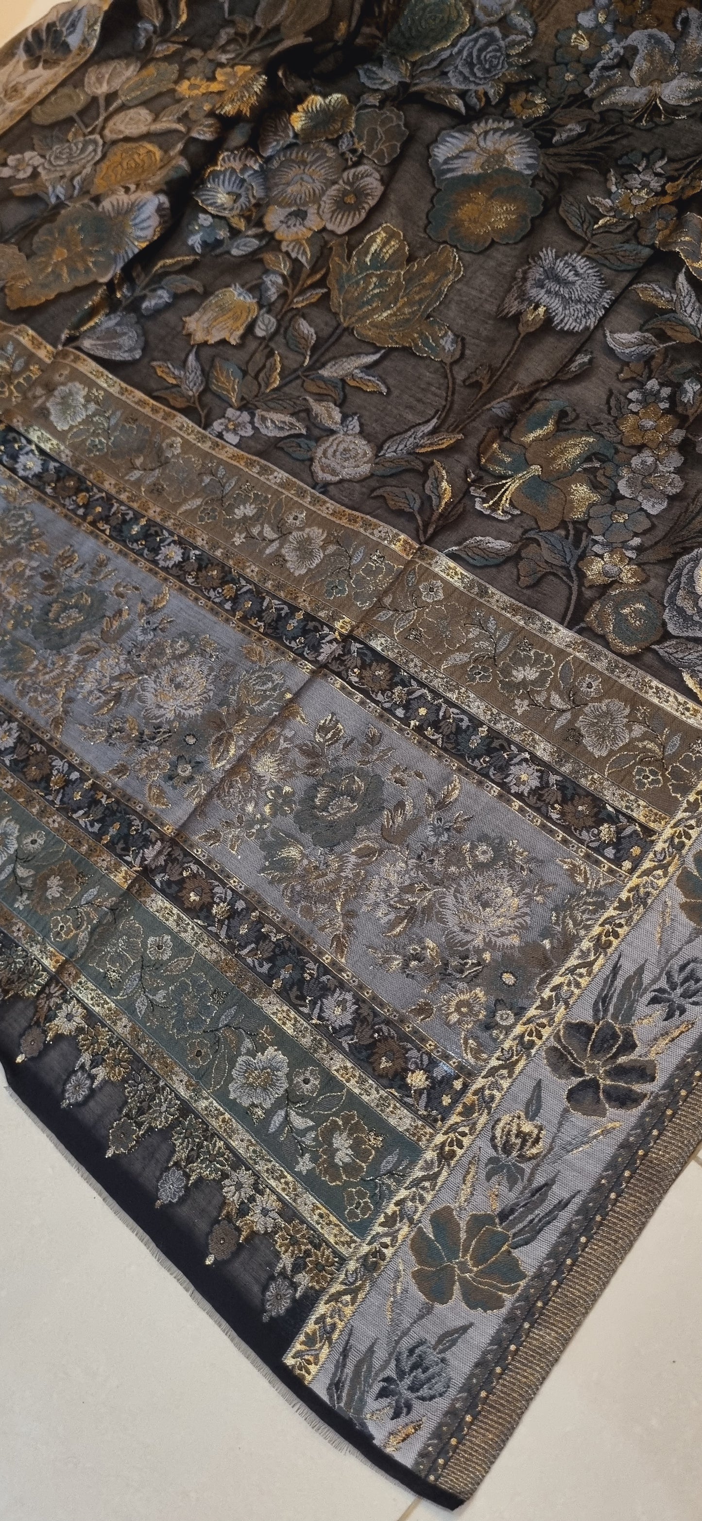 Silk kaani dupata