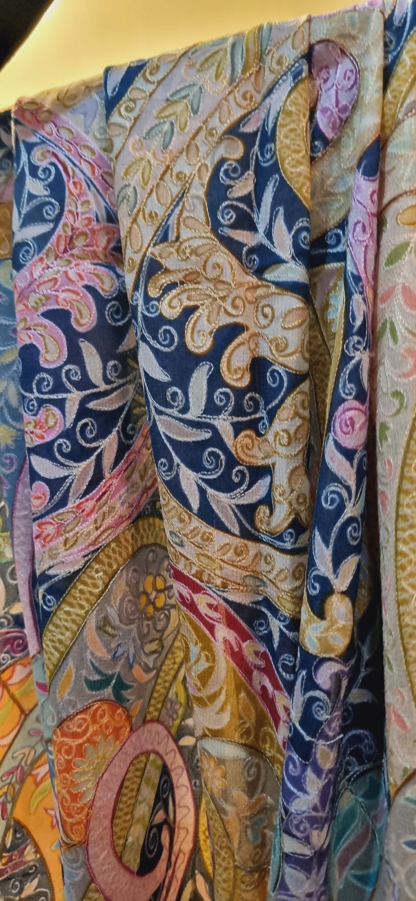 Silk reelkar shawl