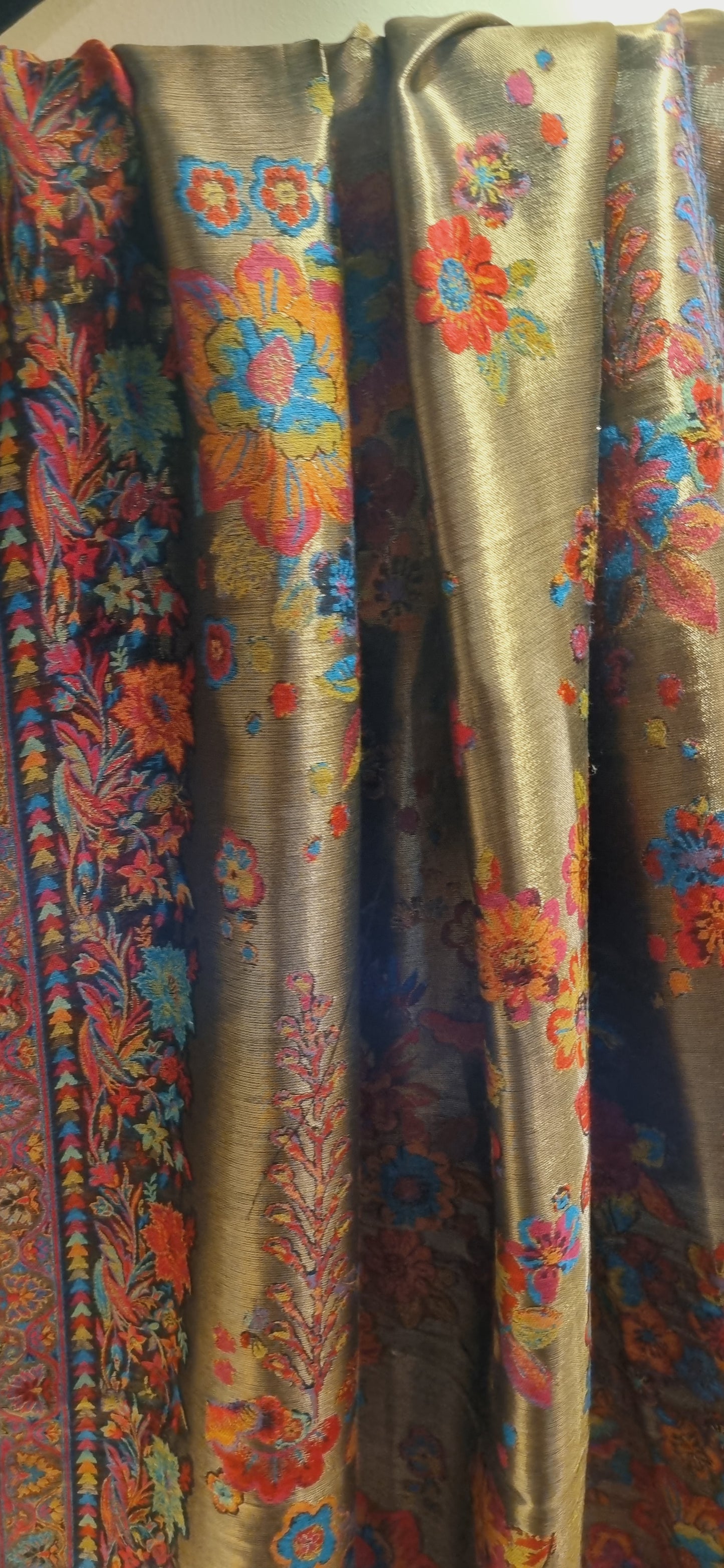 Silky moonlight pashmina