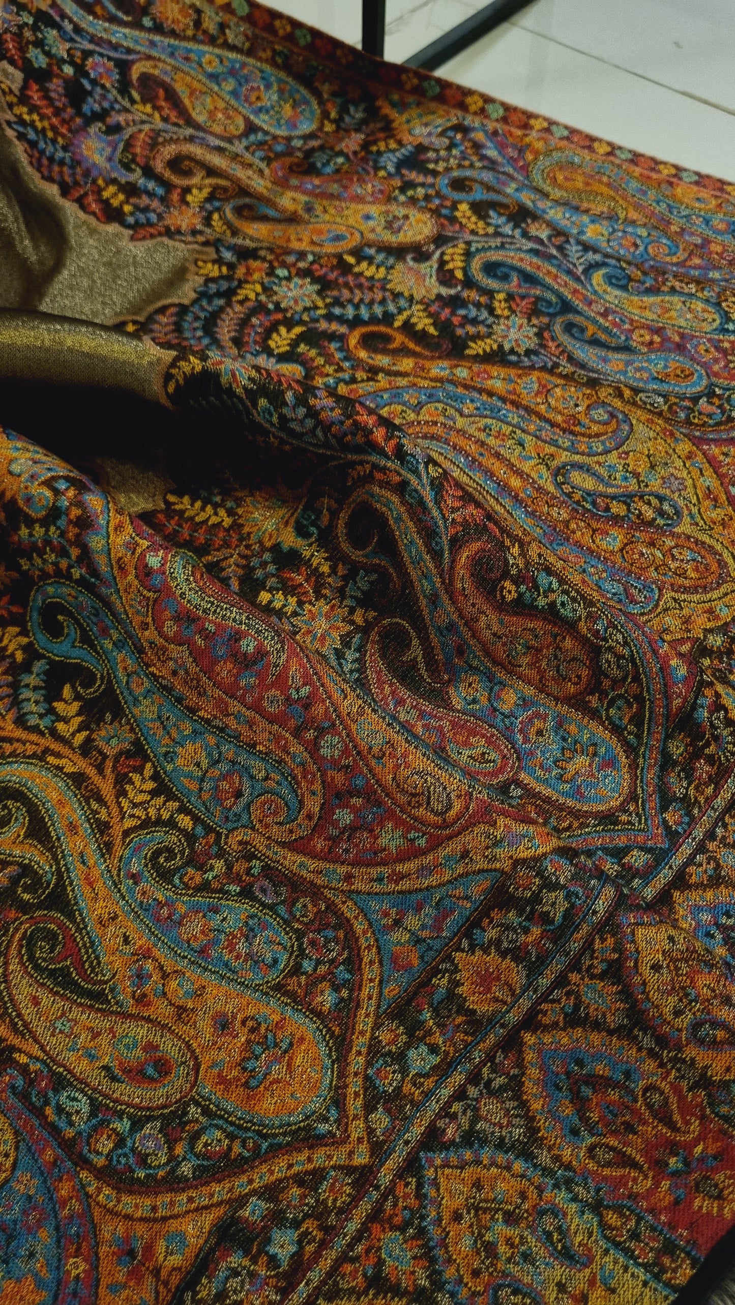 Gandhara moonlight pashmina kaani shawl