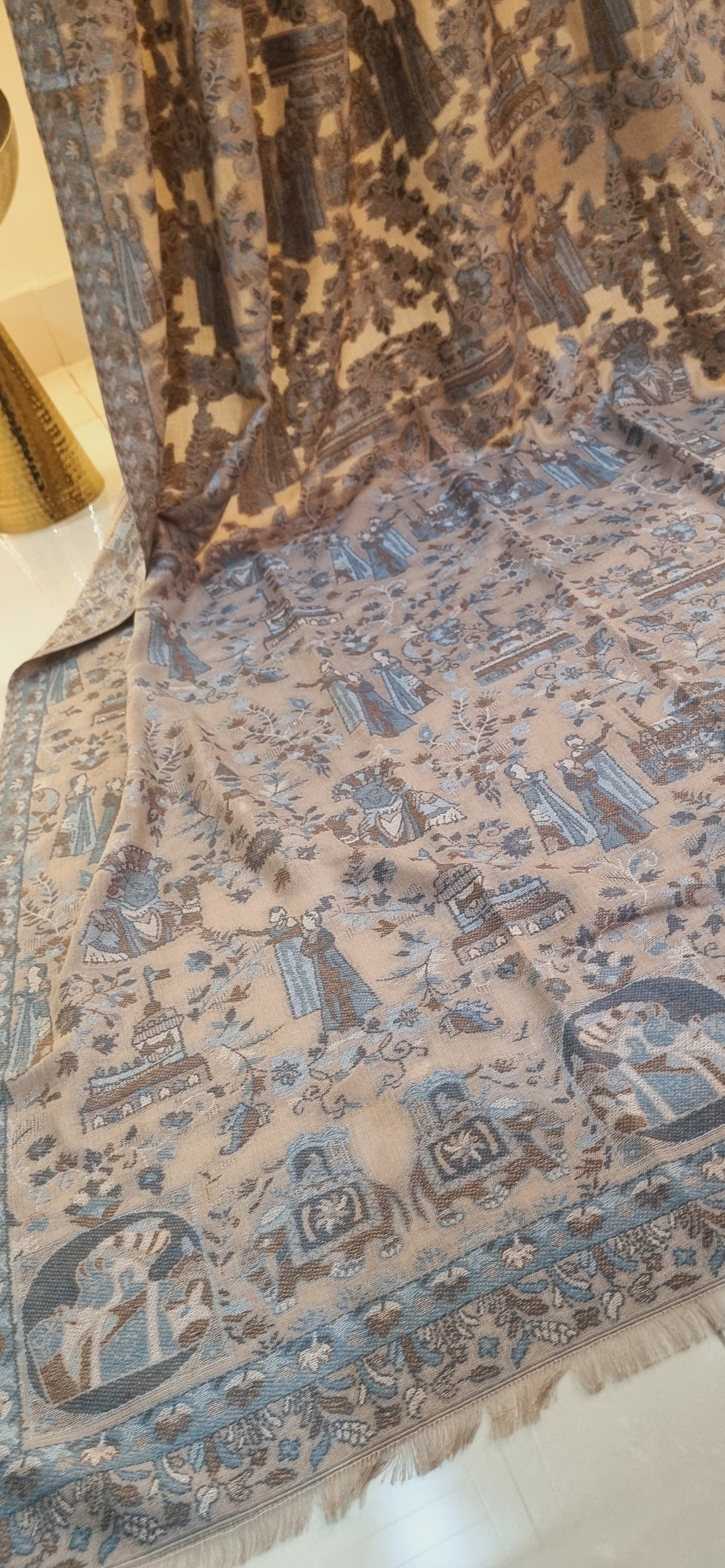 Woollen pashmina kaani shawl