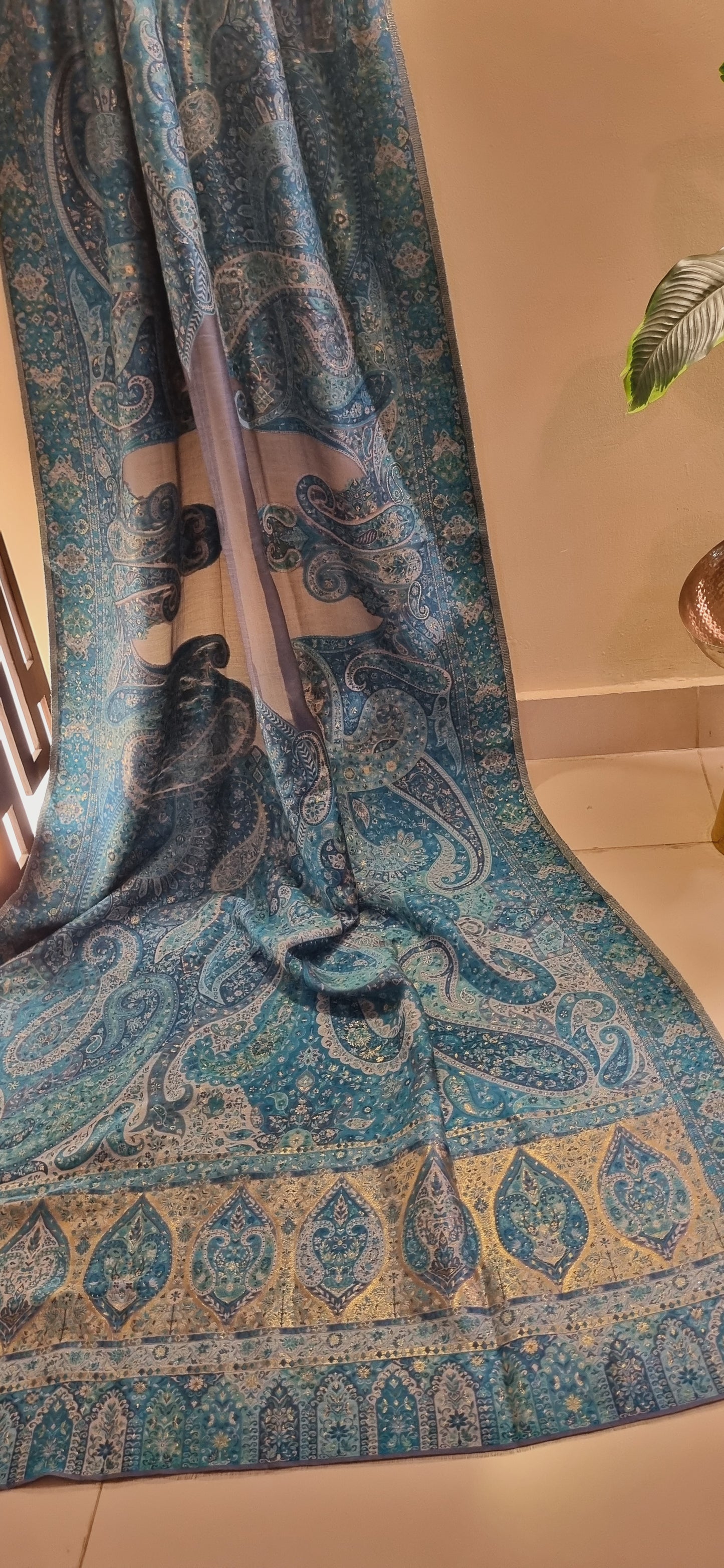 Silk kaani shawl