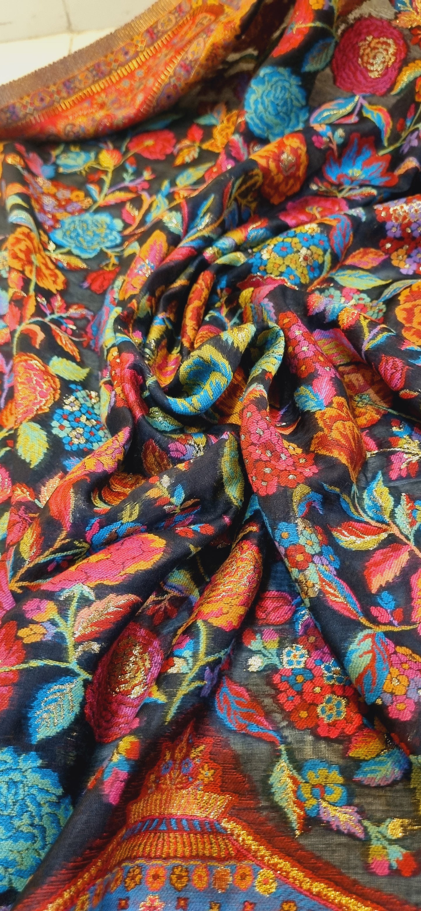 Silk kaani dupata