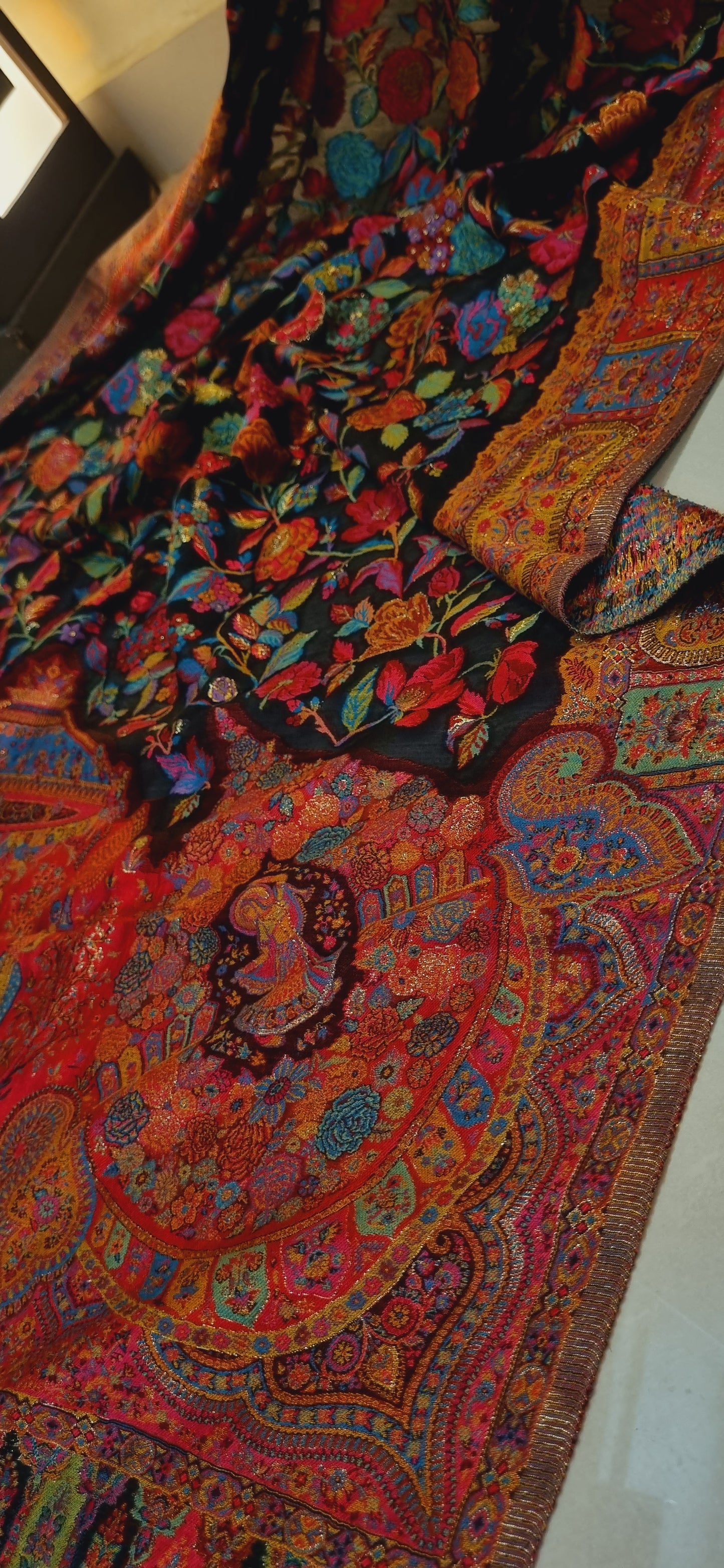 Silk kaani dupata