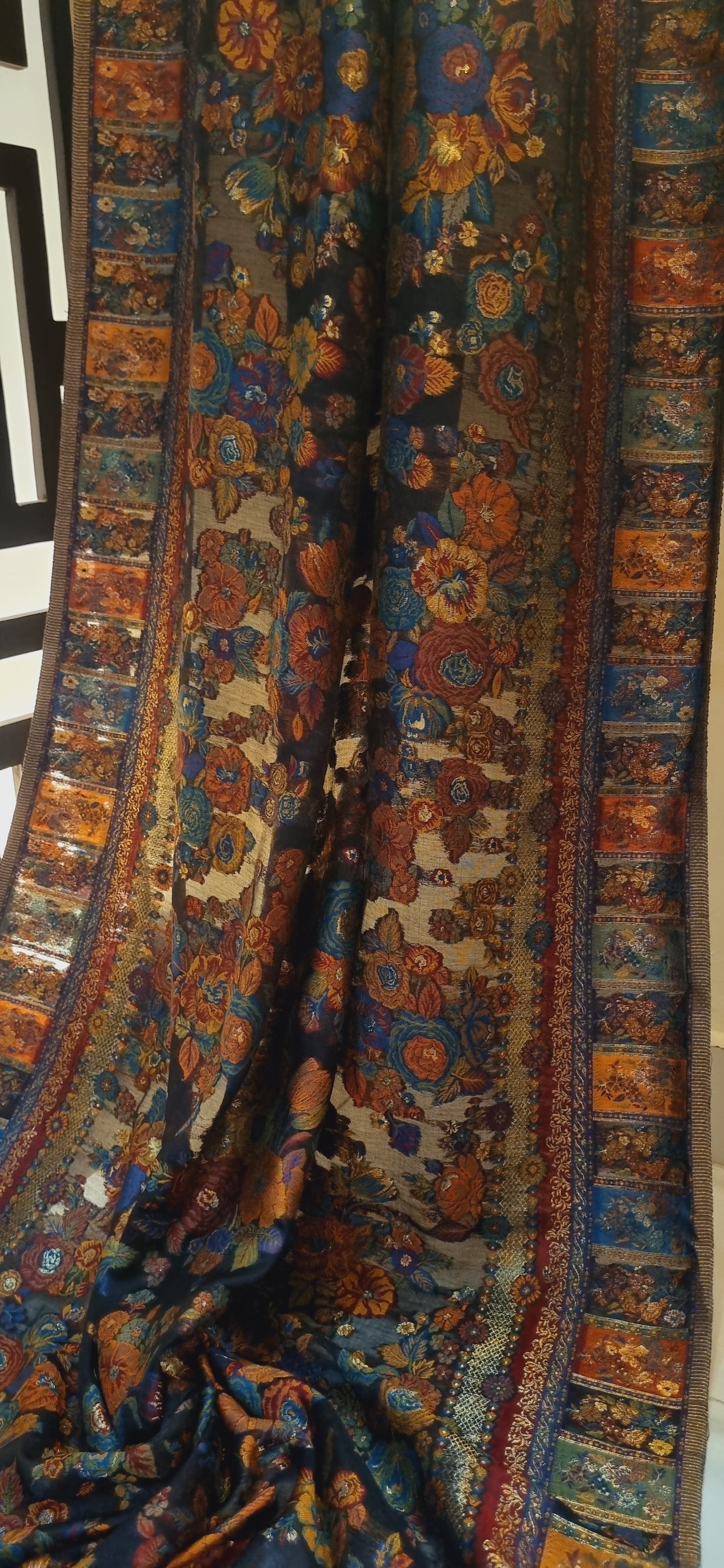 Silk kaani dupata
