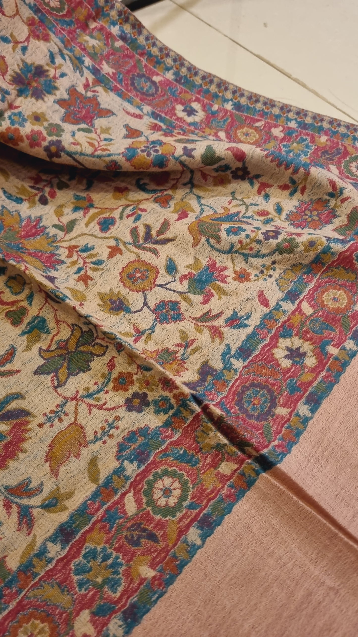Reversible kaani shawl