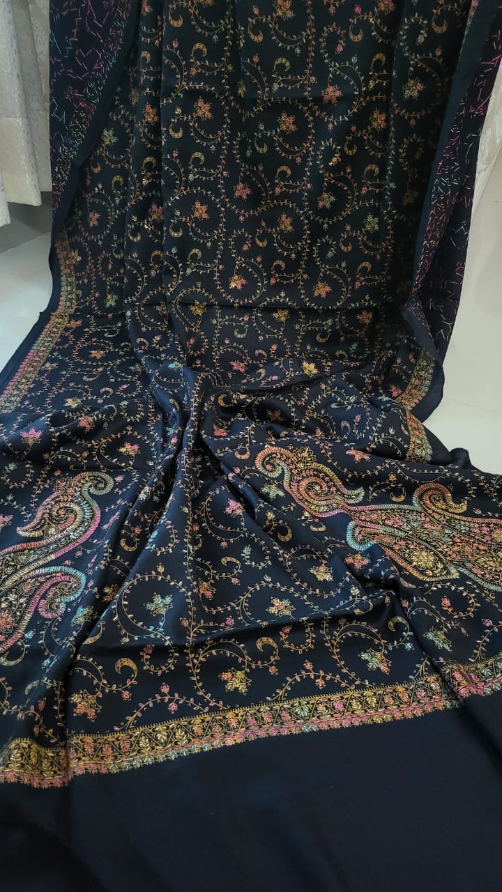 Hand embroidered woolen pashmina shawls