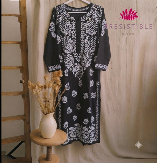 Chikankari shirt : Arabic lawn