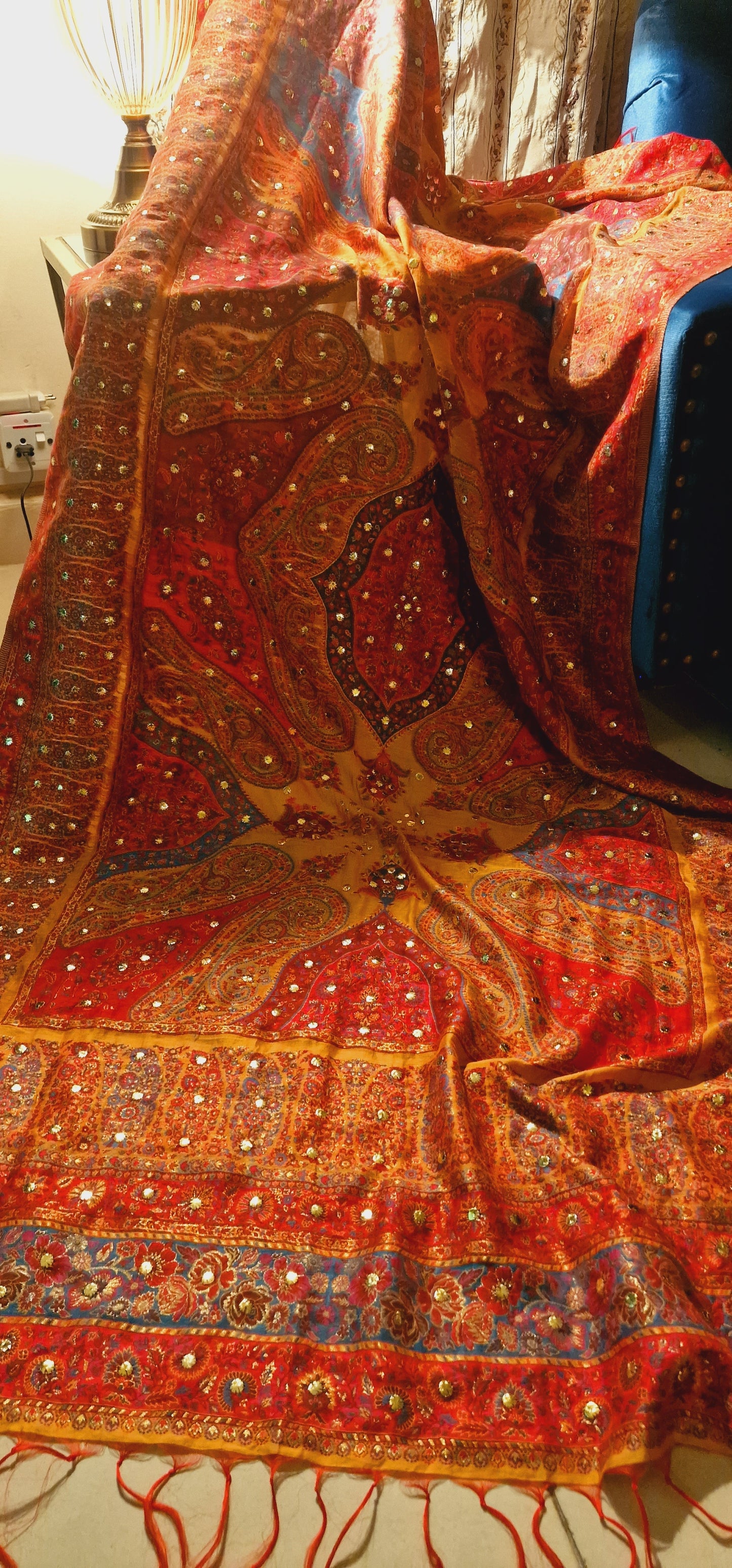 Kanni silk woven shawl with kamdani