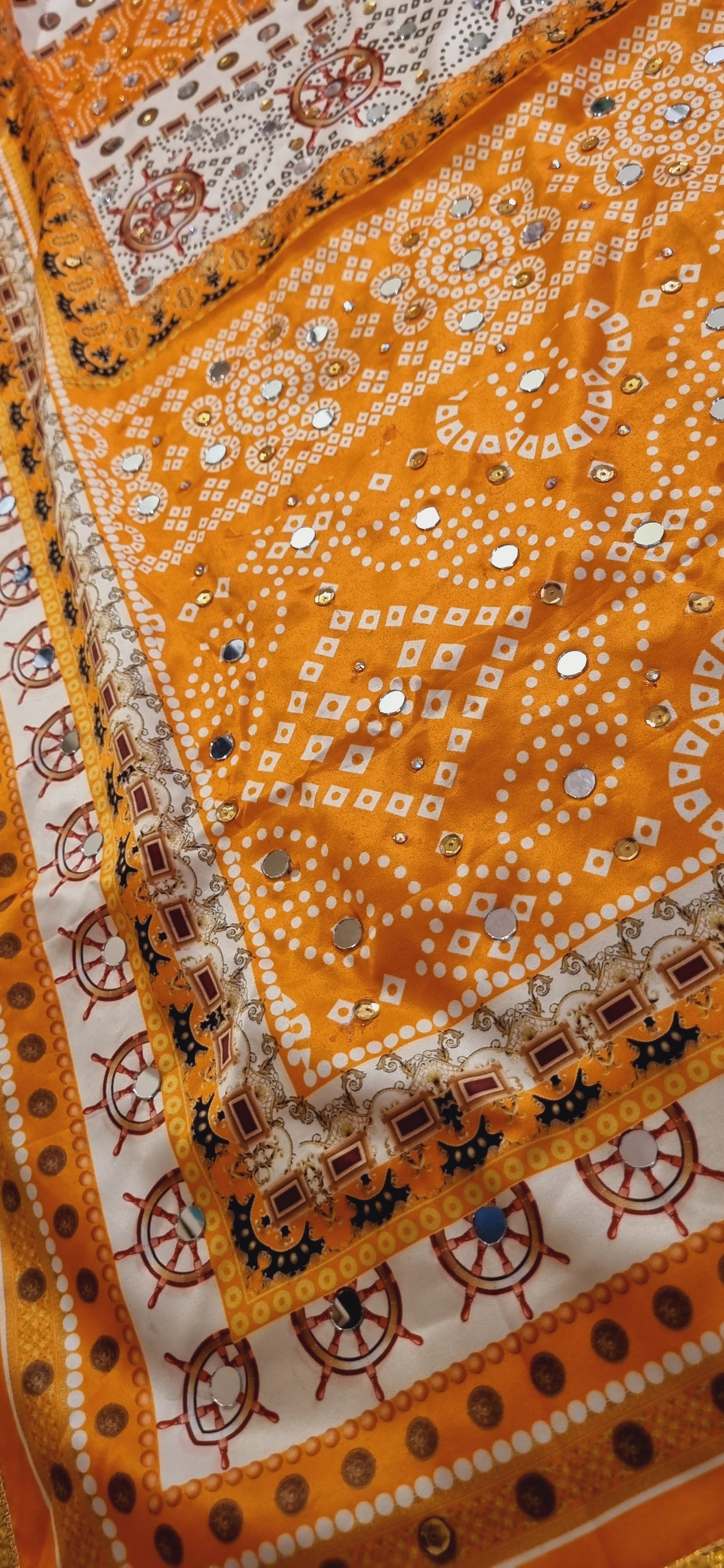 Silk printed duapta with mirror work