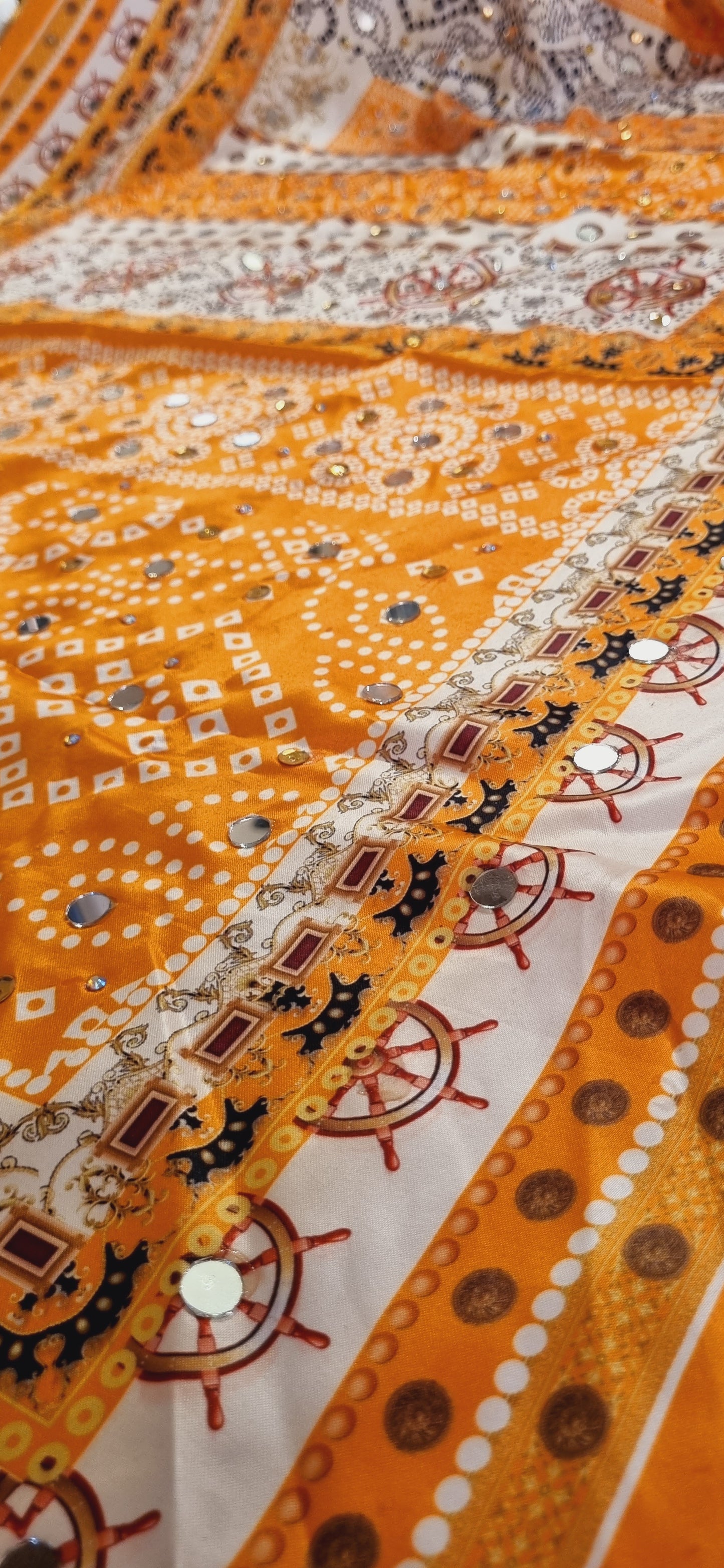 Silk printed duapta with mirror work