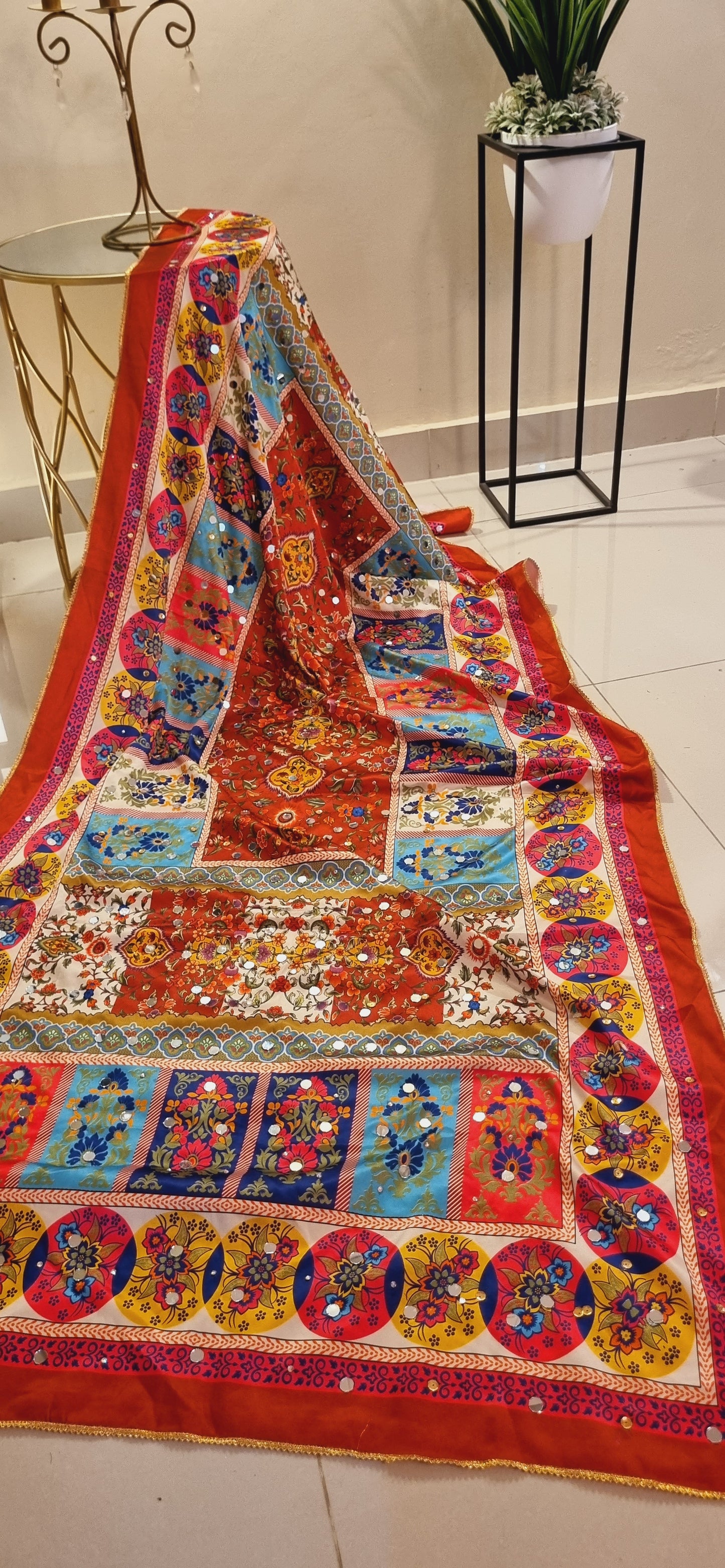 Silk printed duapta with mirror work