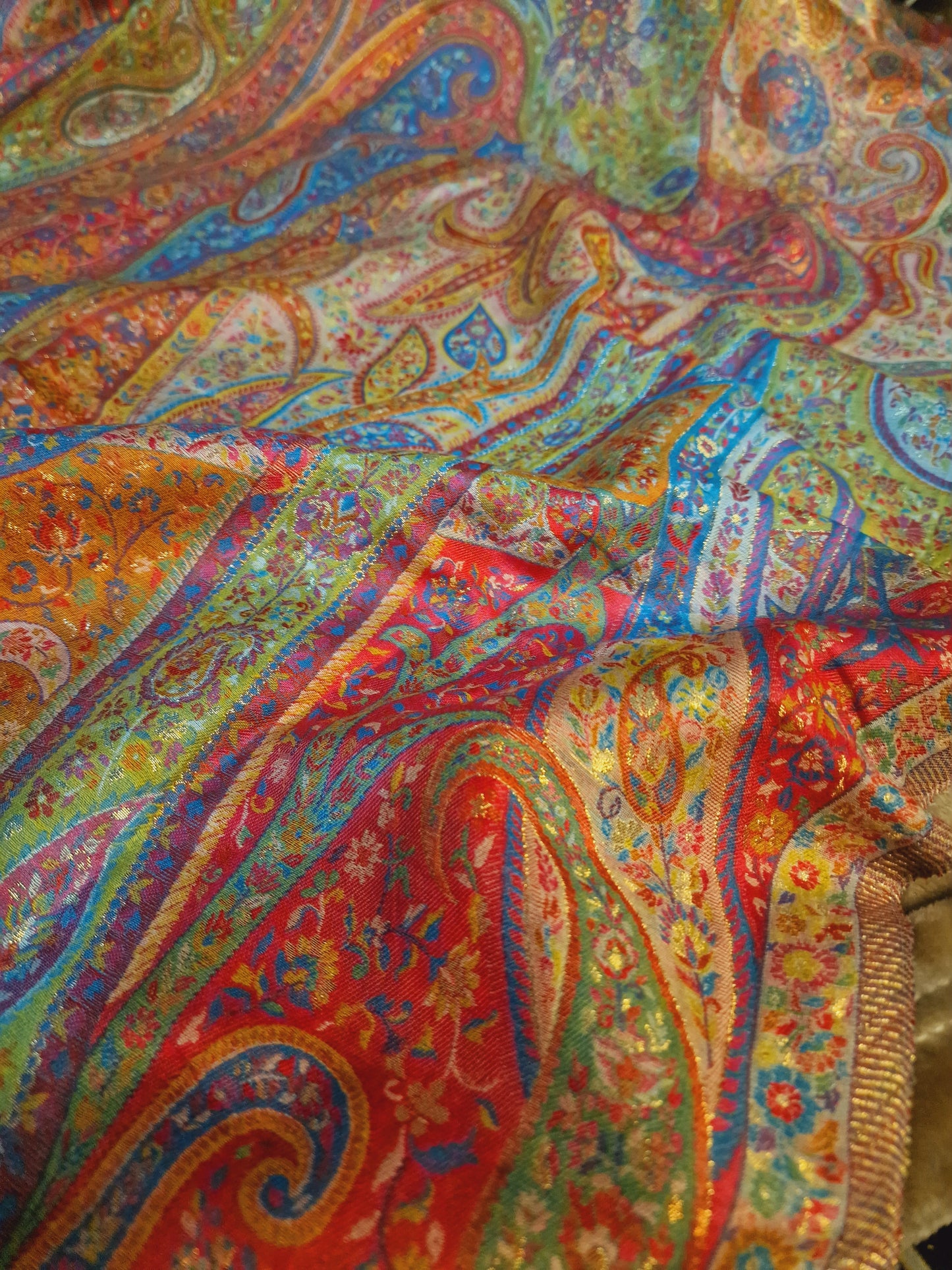 Silk kanni shawls