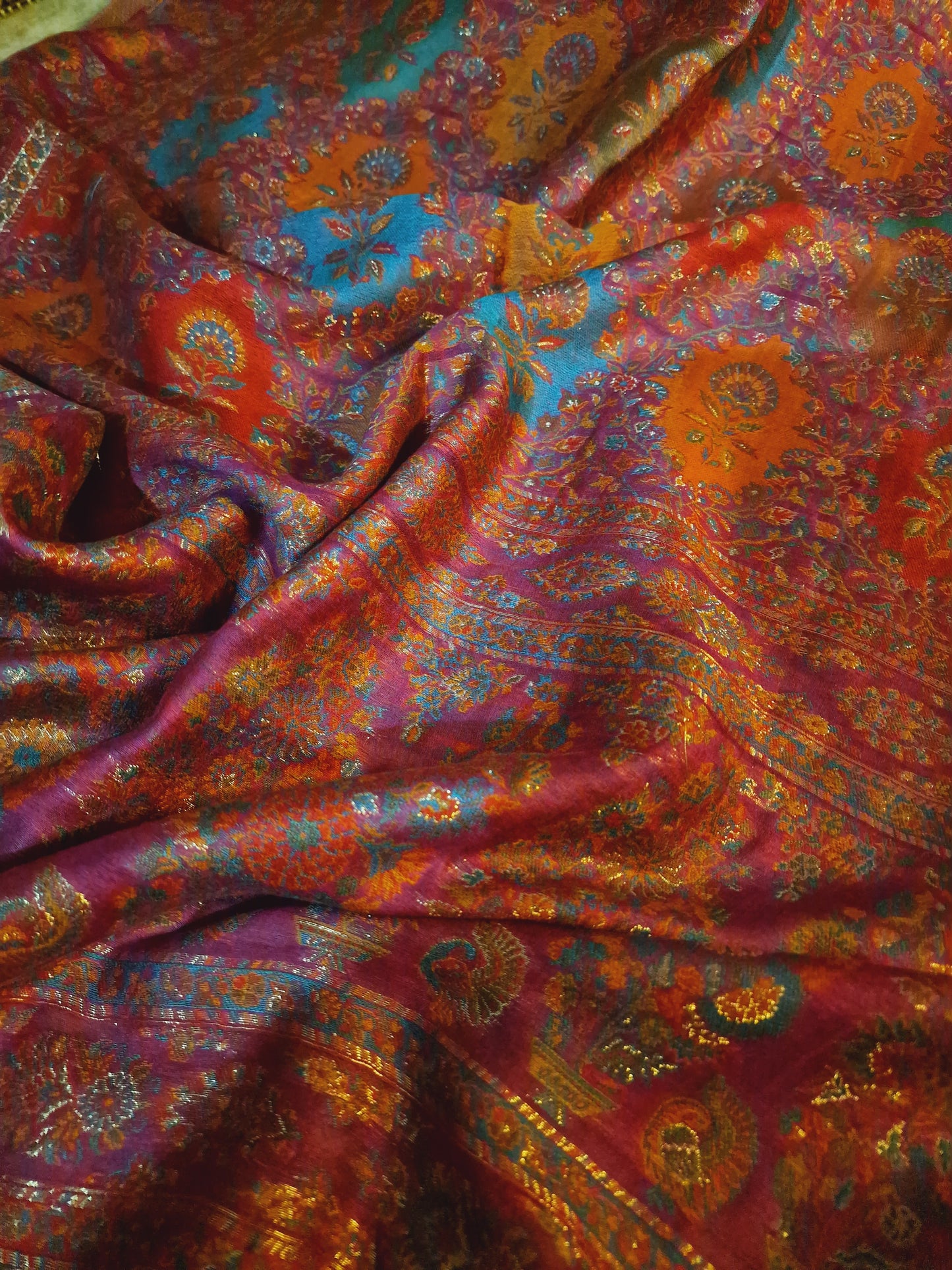 Silk shawl kanni