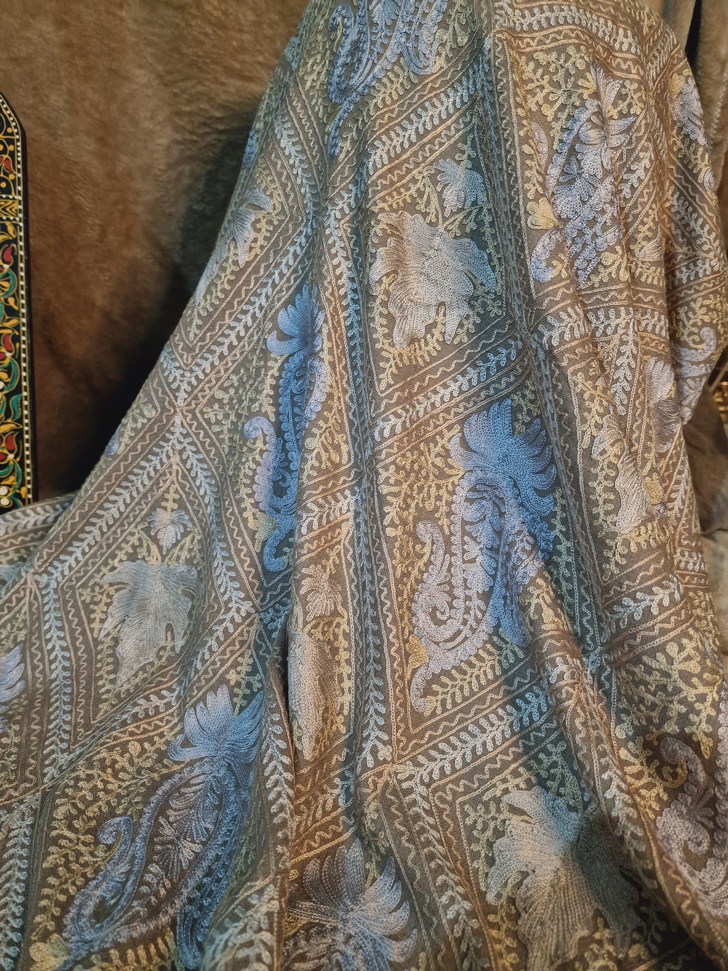 Shahtoosh resham embroidery shawl