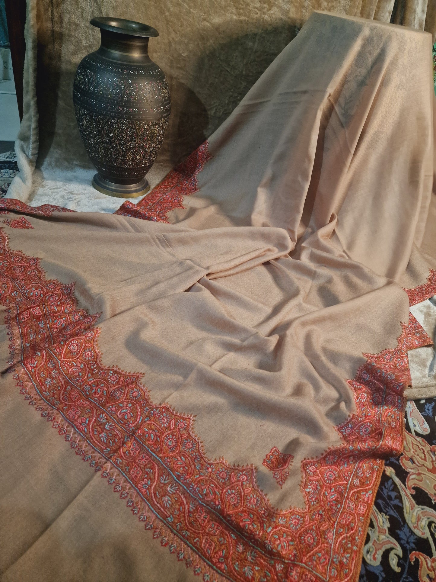 Shahtoosh border embroidery shawl