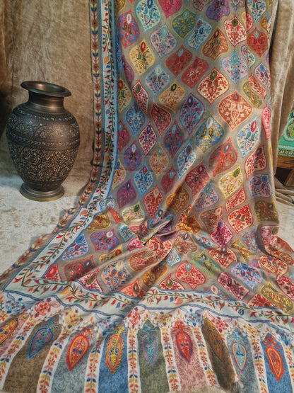 Reelkar: shawl