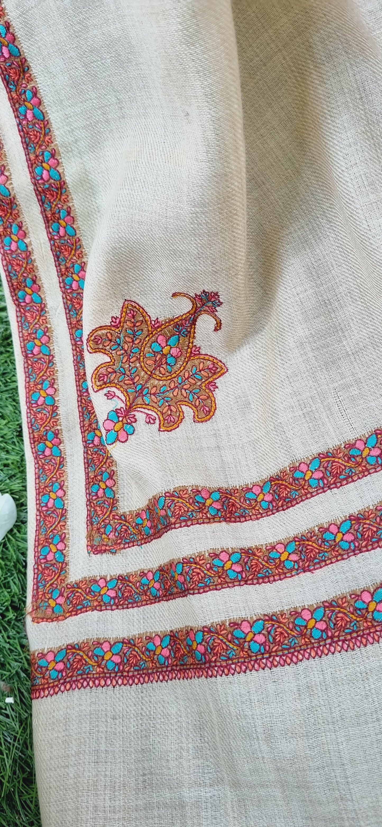 Pure pashmina embroidered