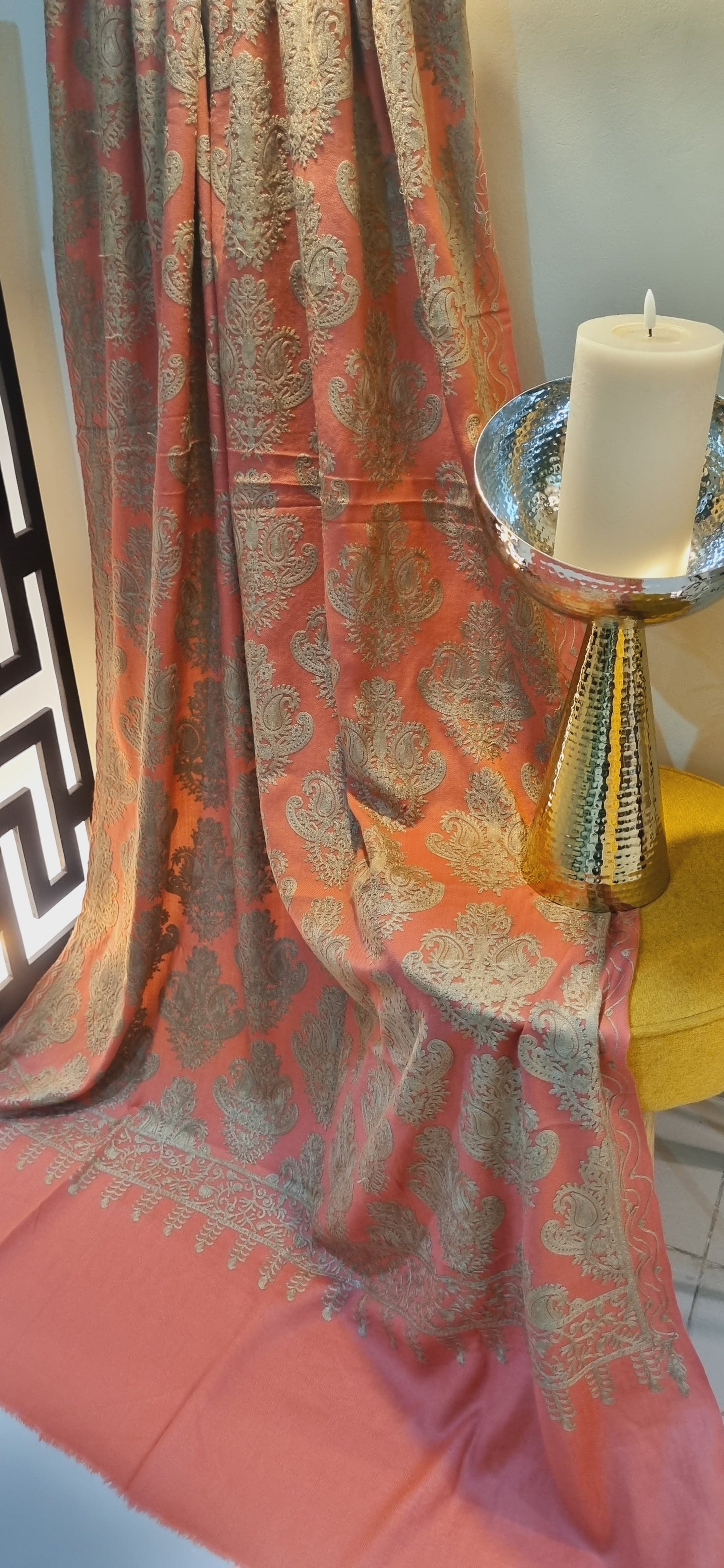 Sale: Embroidered shawls: Pashmina
