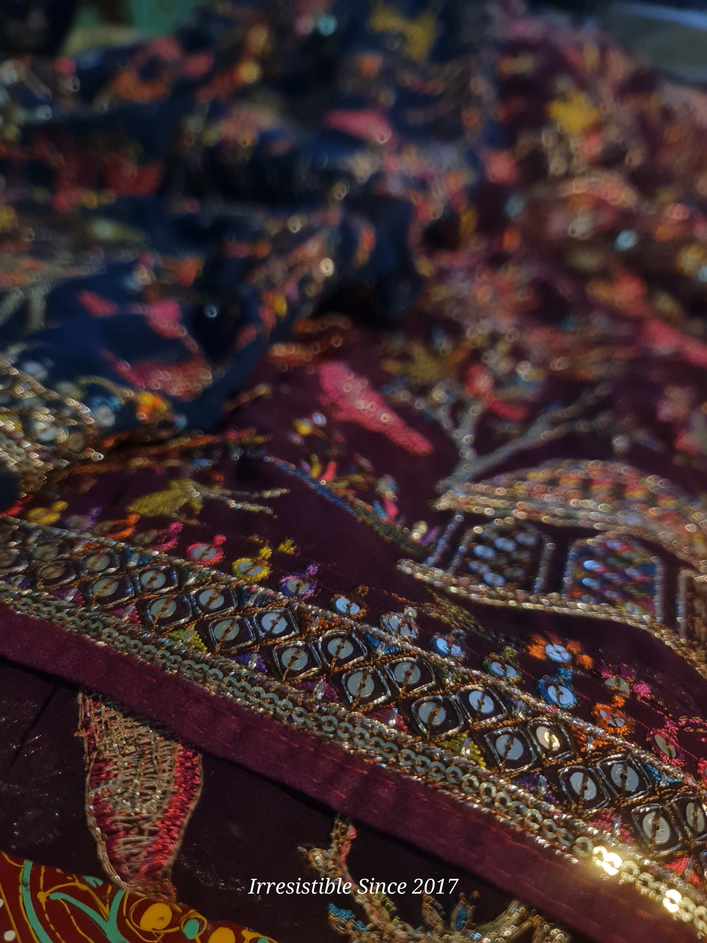 Pure Georget shawl: embroidered