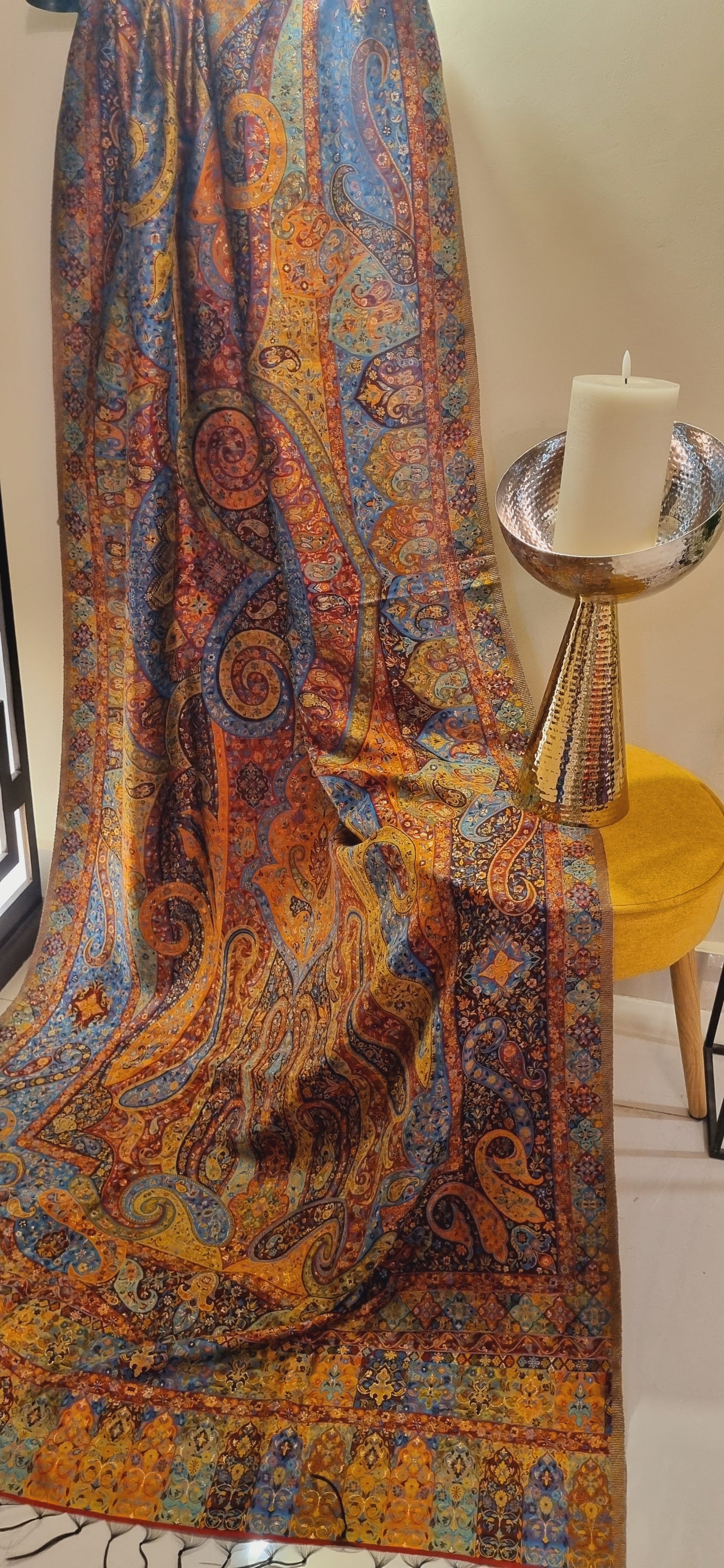 Kaani shawl: silk