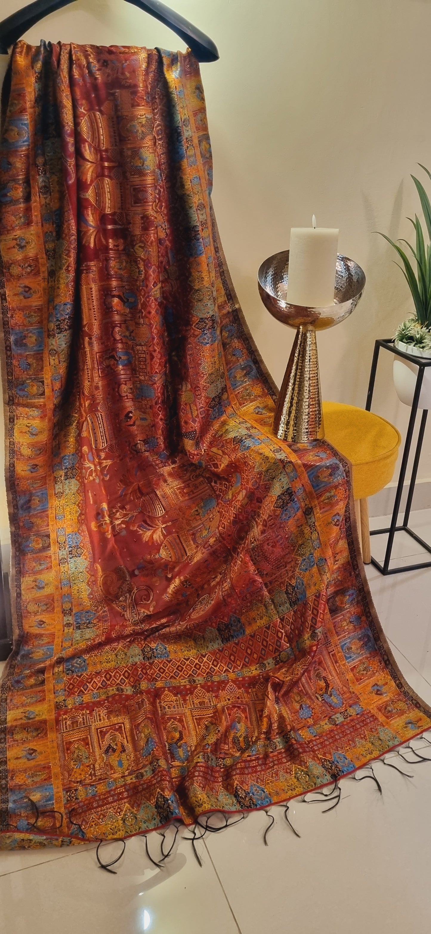 Kaani shawl: silk