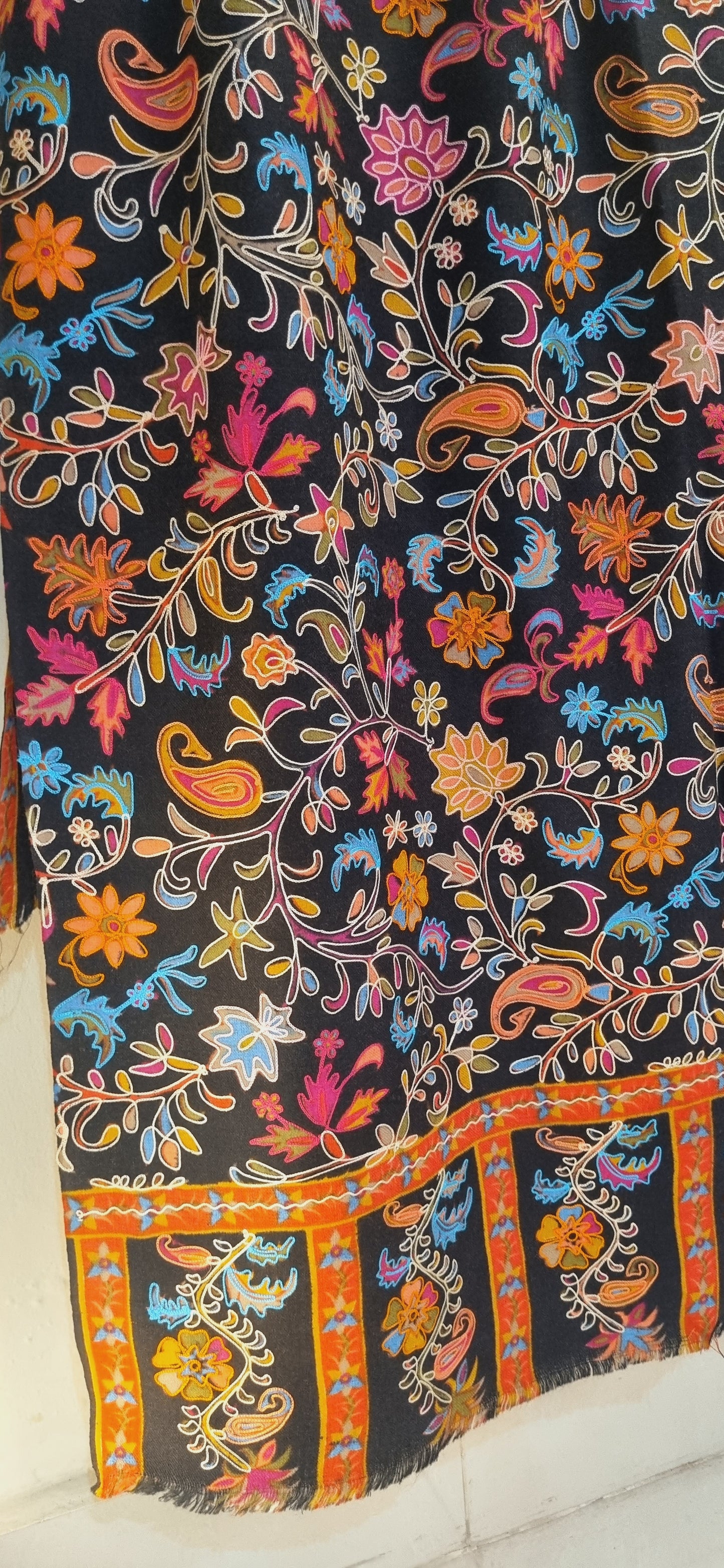 Sale Embroidered minishawls: Reelkar pashmina