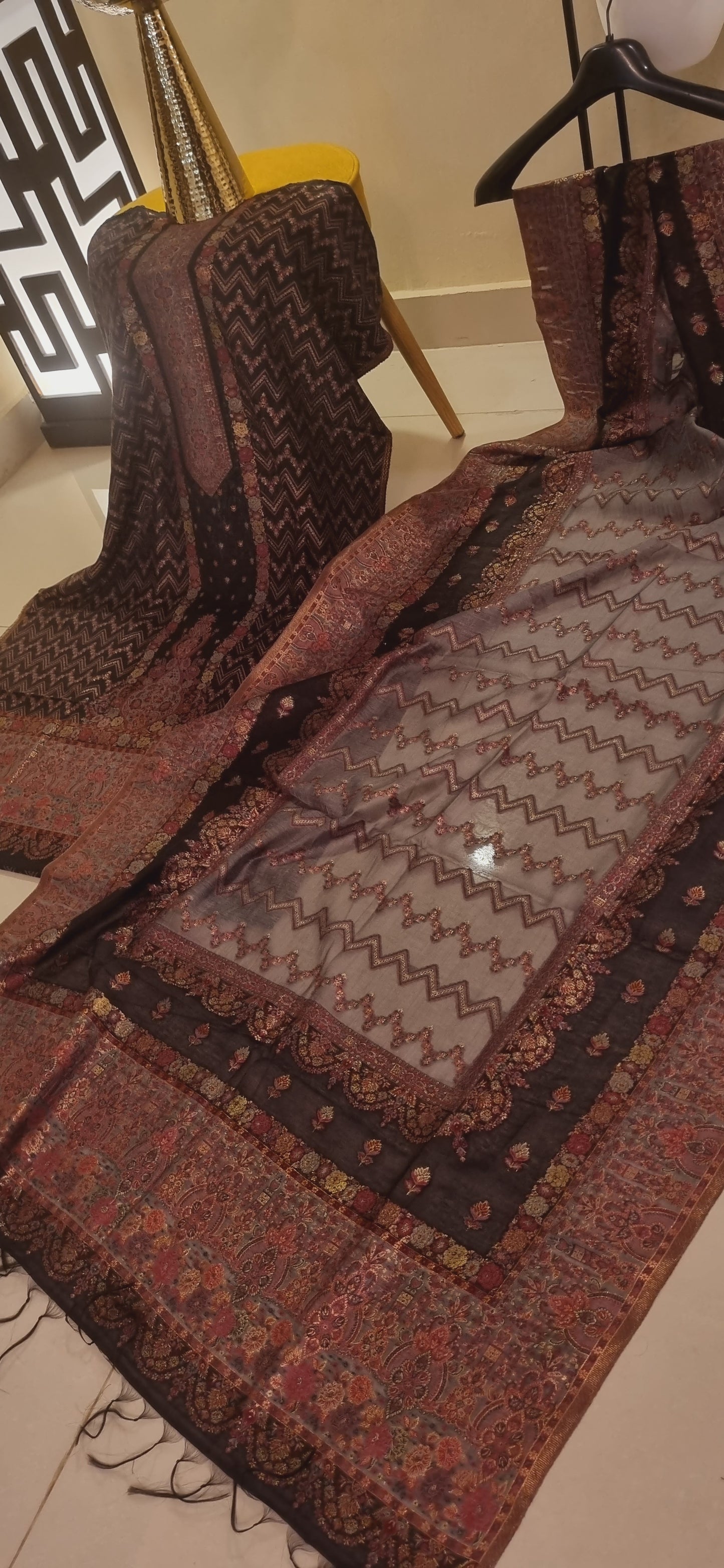 Kaani suits: Silk