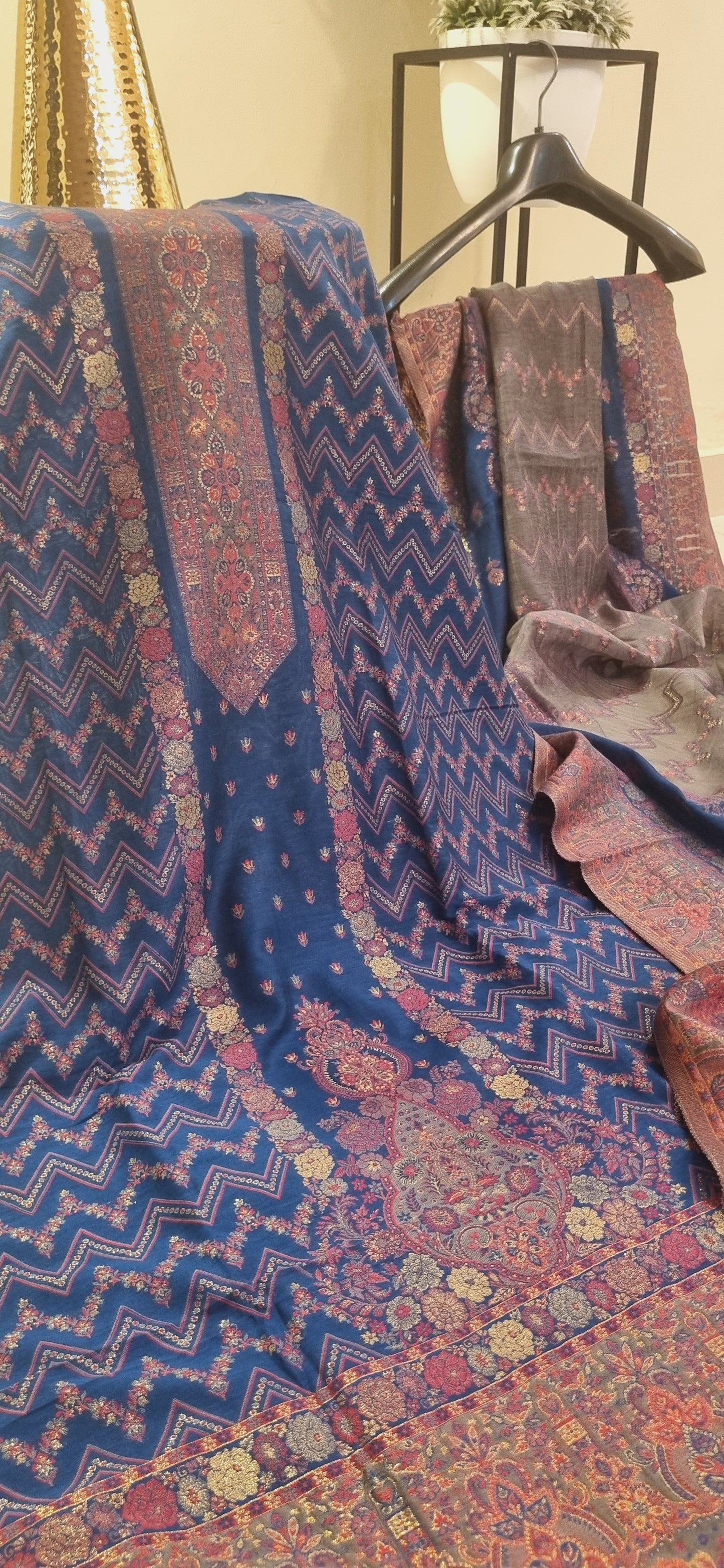 Kaani suits: Silk