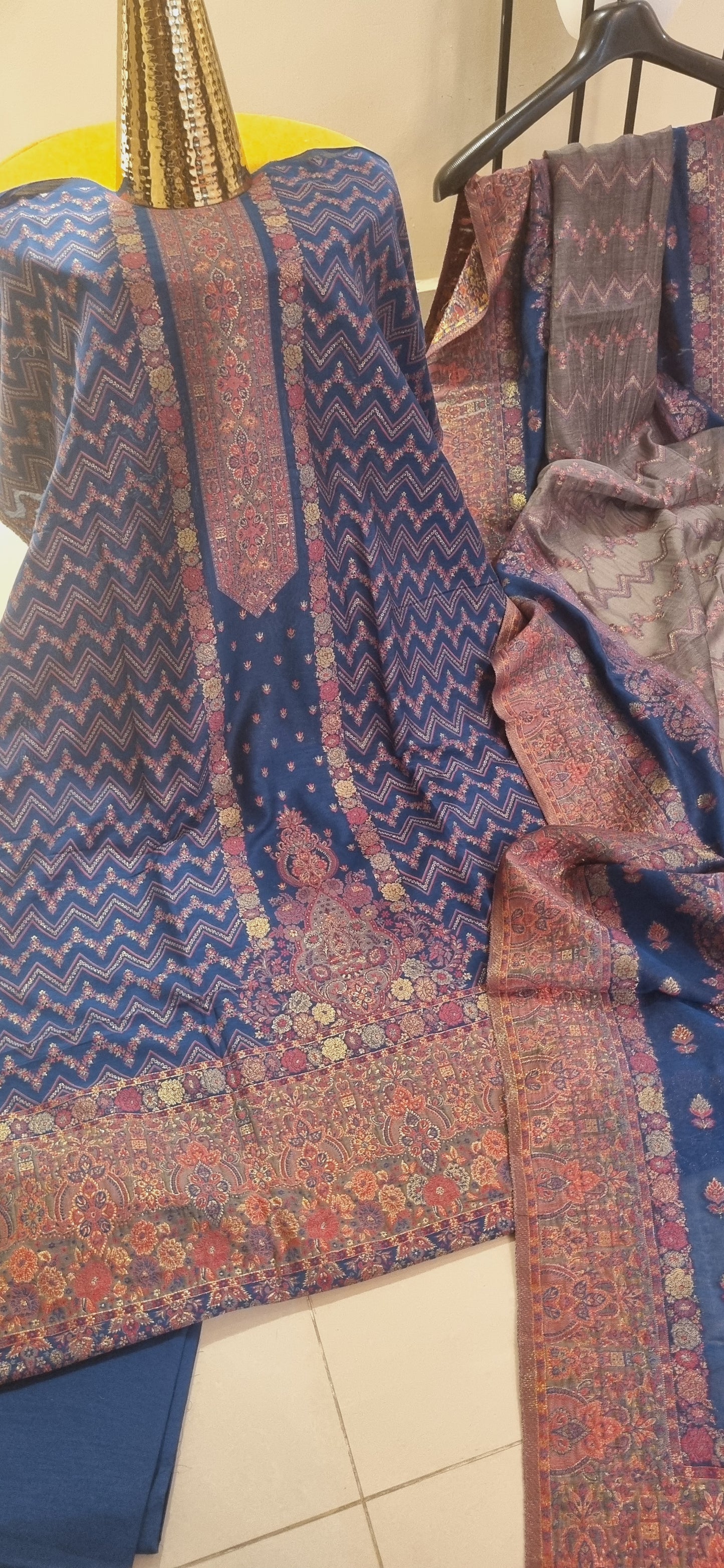 Kaani suits: Silk