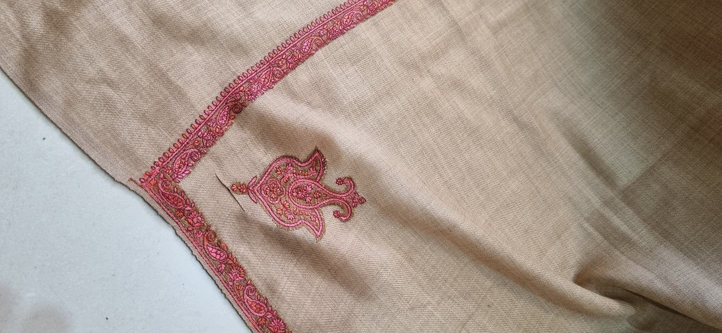 Embroidered shawl: Pashmina