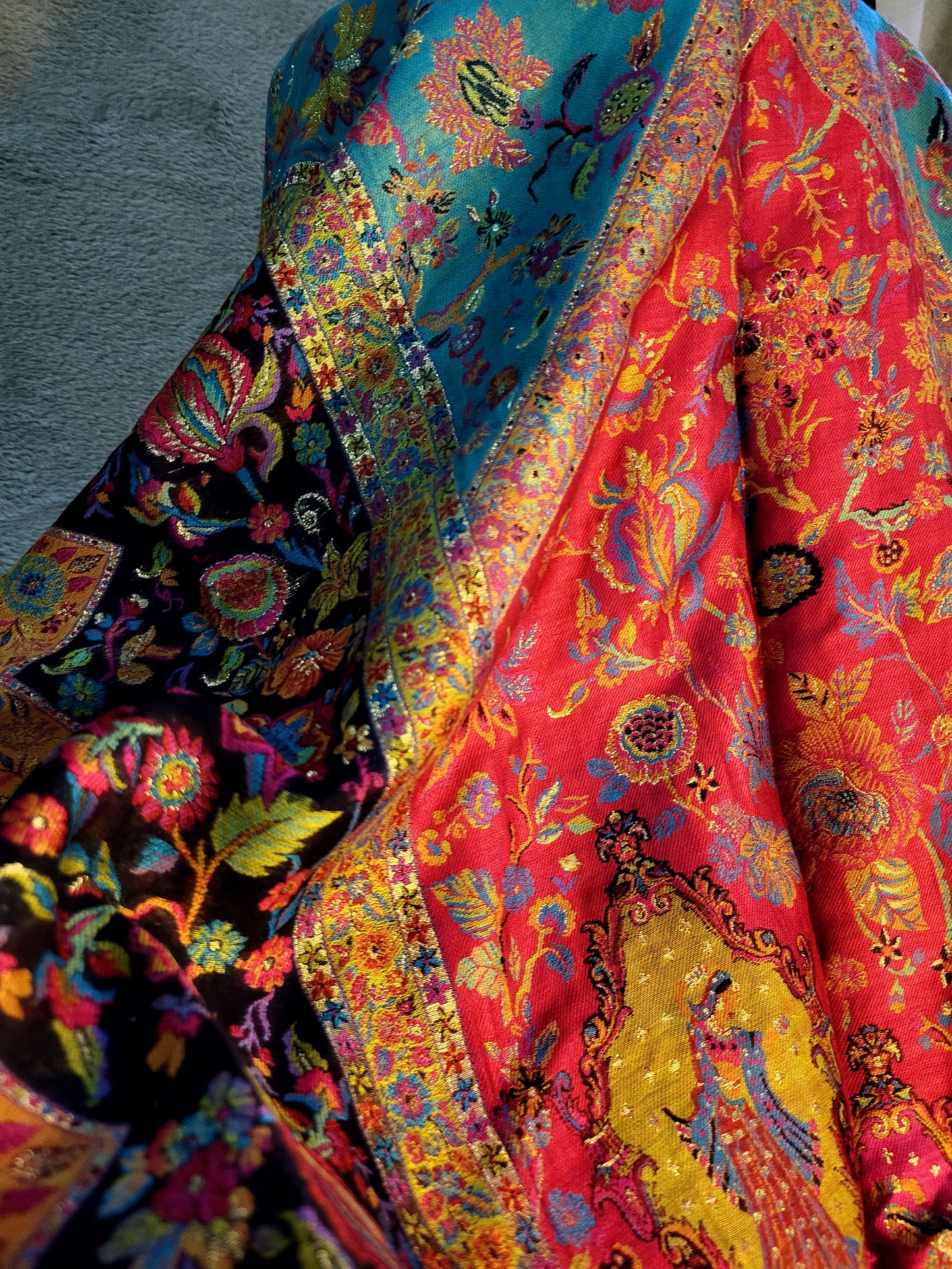 Silk kanni : shawl