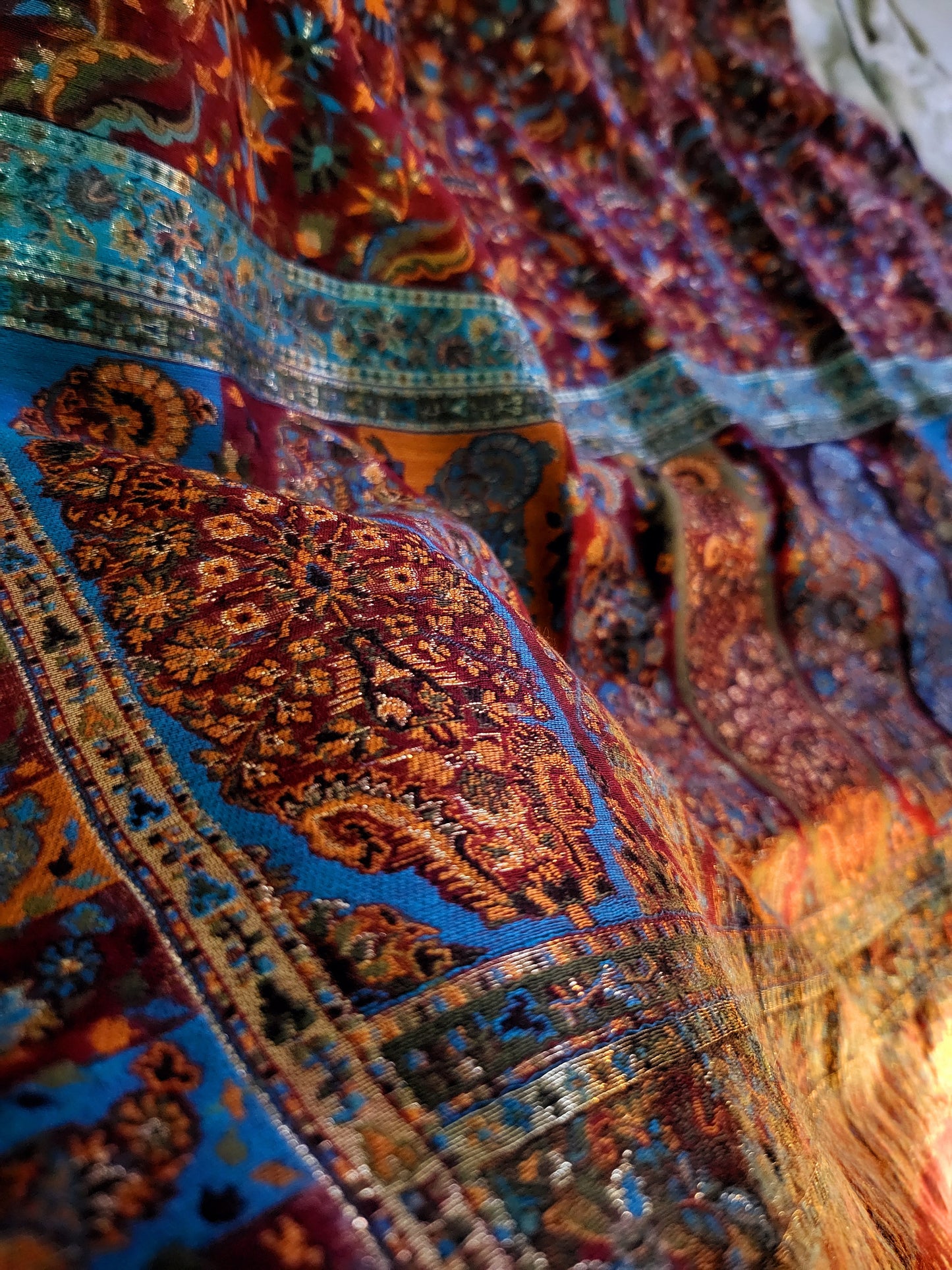 Silk kani: shawl