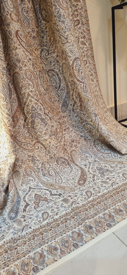 Kaani shawl: Pashmina
