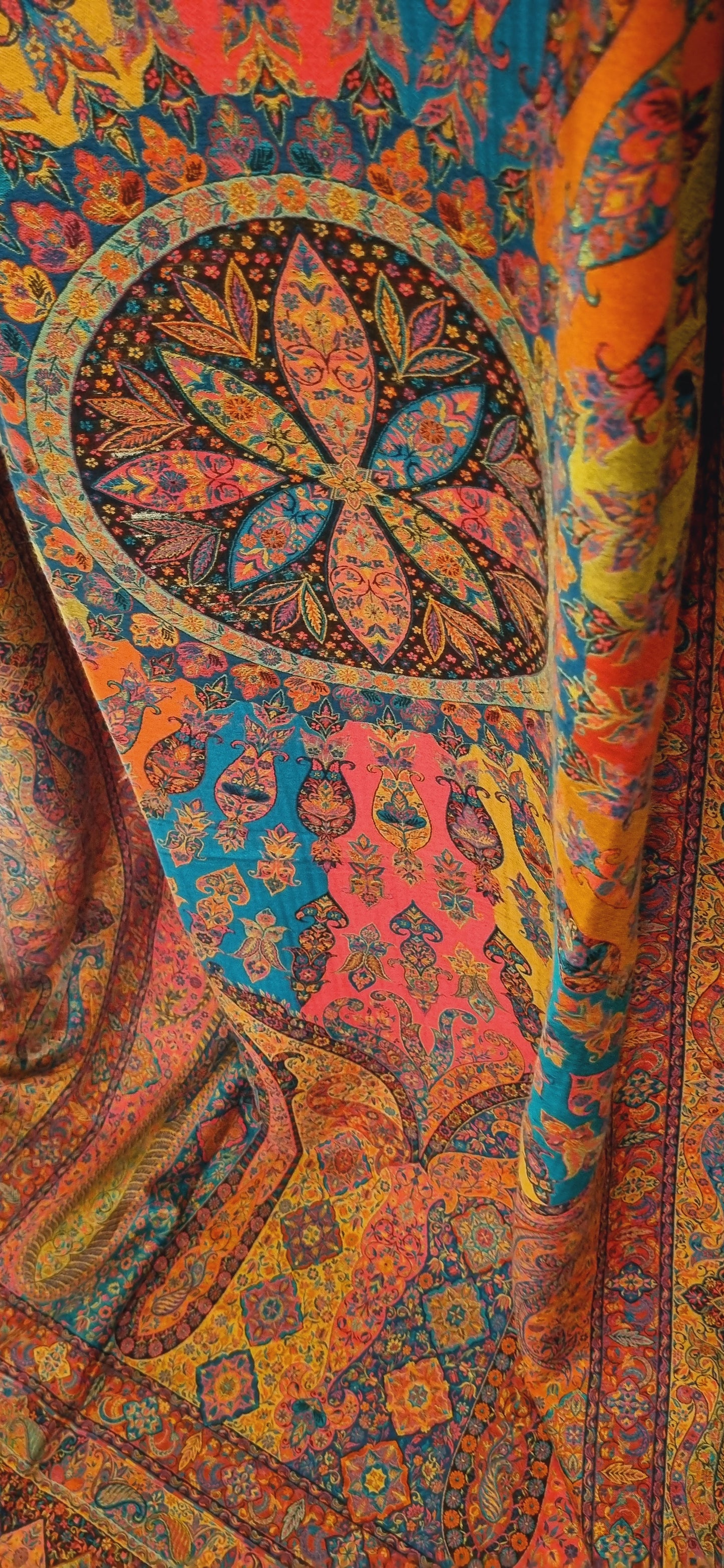 Kaani shawl: Shahjahani