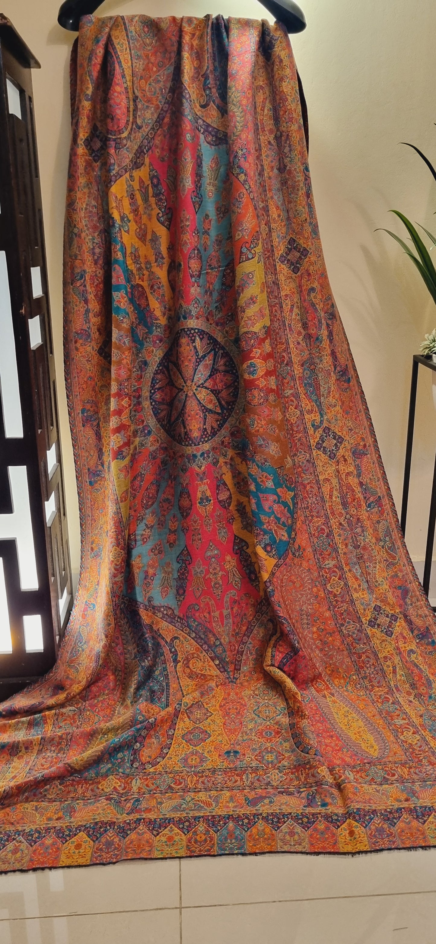 Kaani shawl: Shahjahani