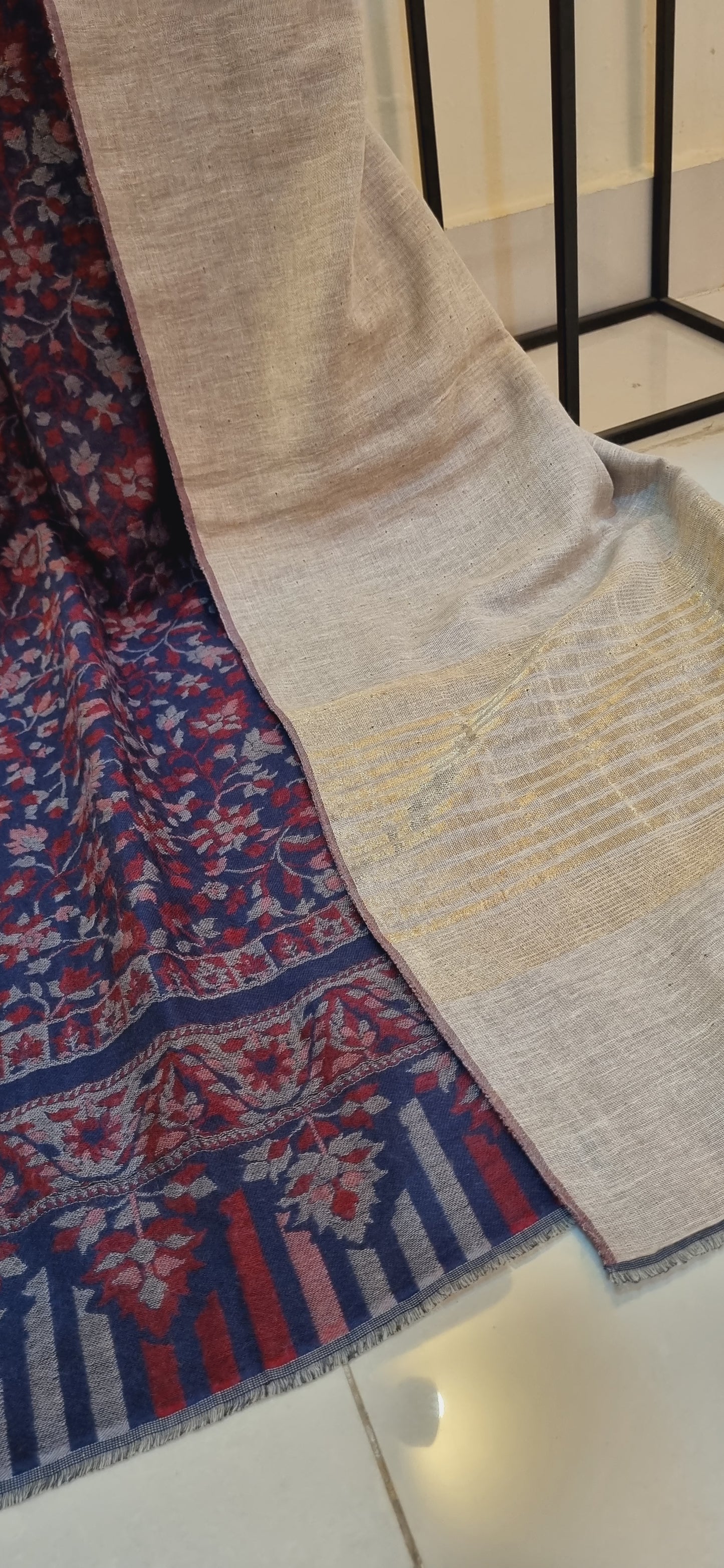 Reversible kaani shawl: Pashmina