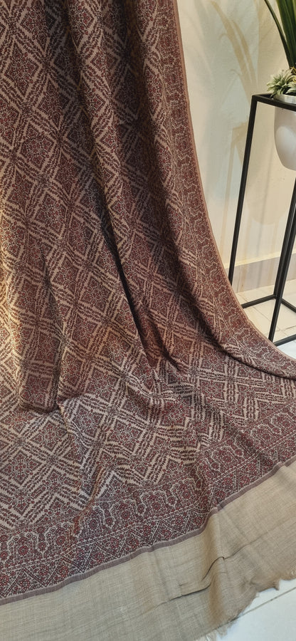 Kaani shawl: woollen pashmina