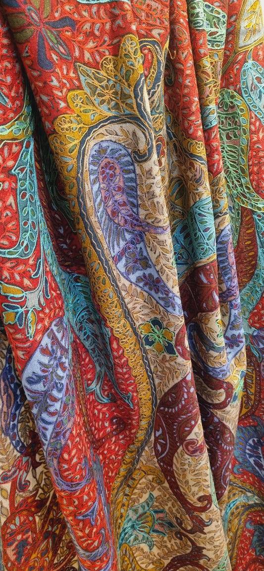 Embroidered reelkar: shawl