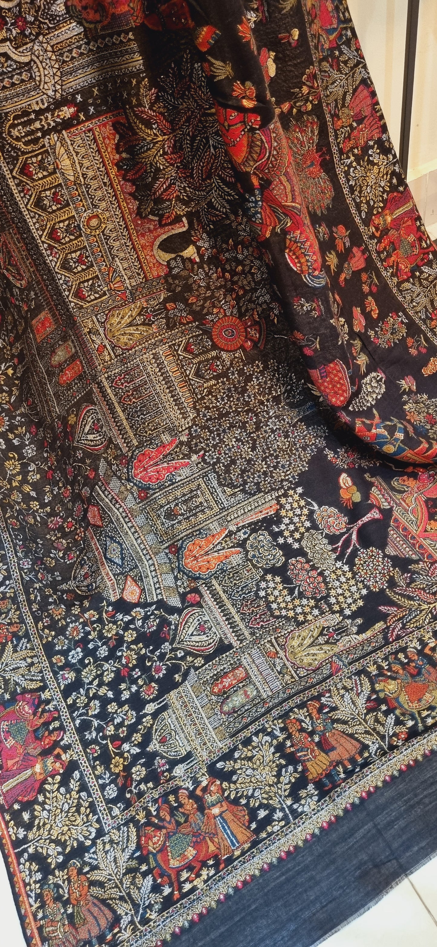 A Darbari royal moonlight kaani: shawl