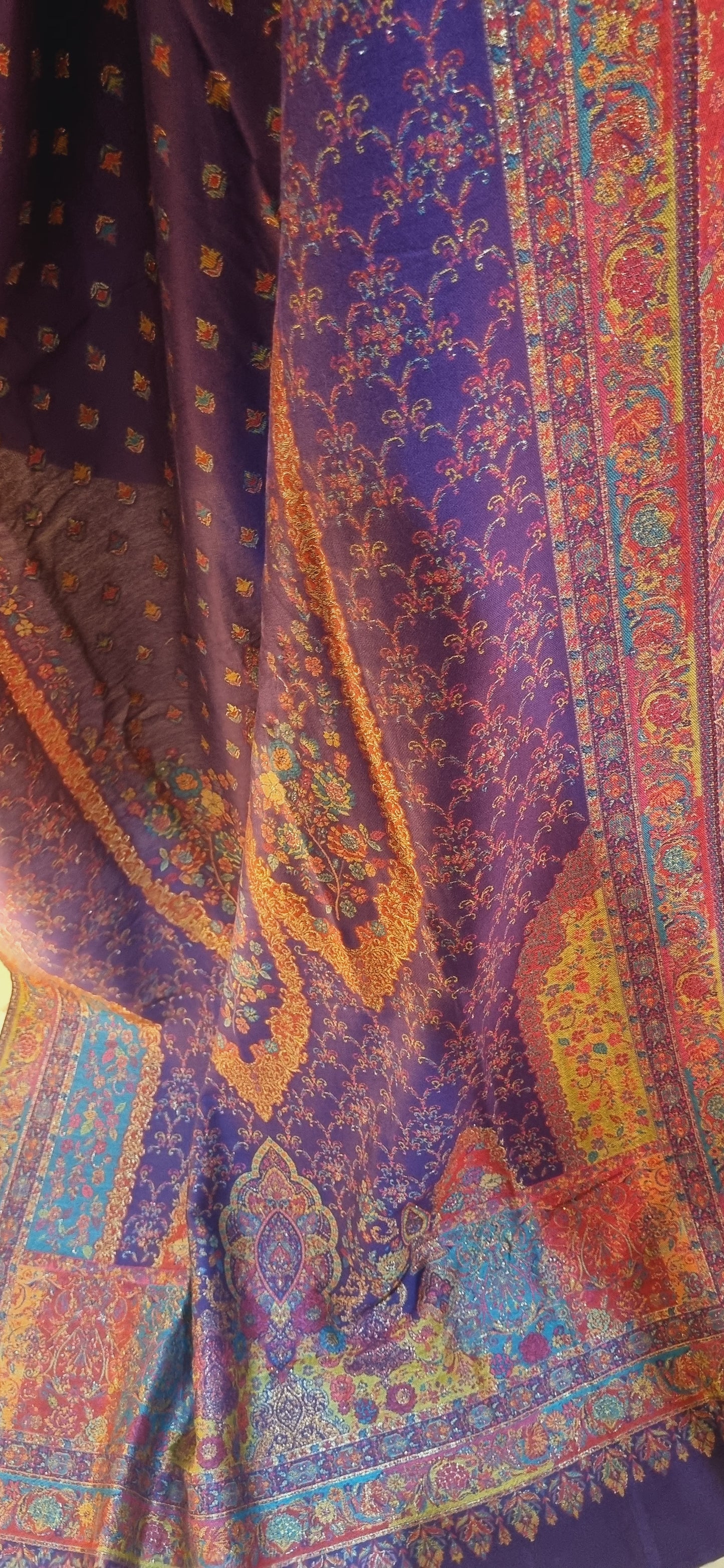 Kaani suit: Pashmina with mulberry silk