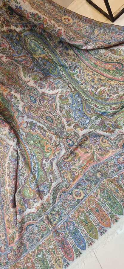 Kaani shawl: Pashmina